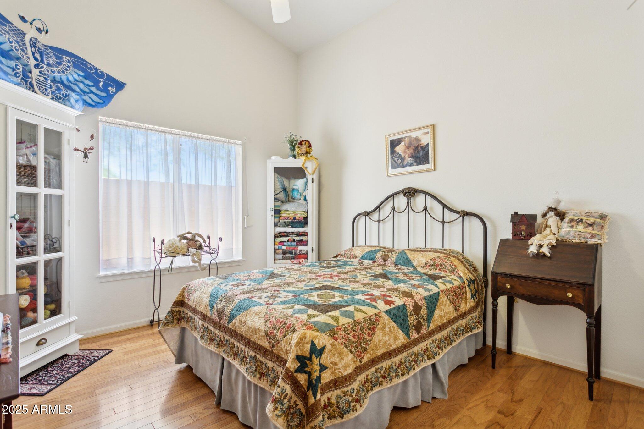 4401 E BARWICK Drive