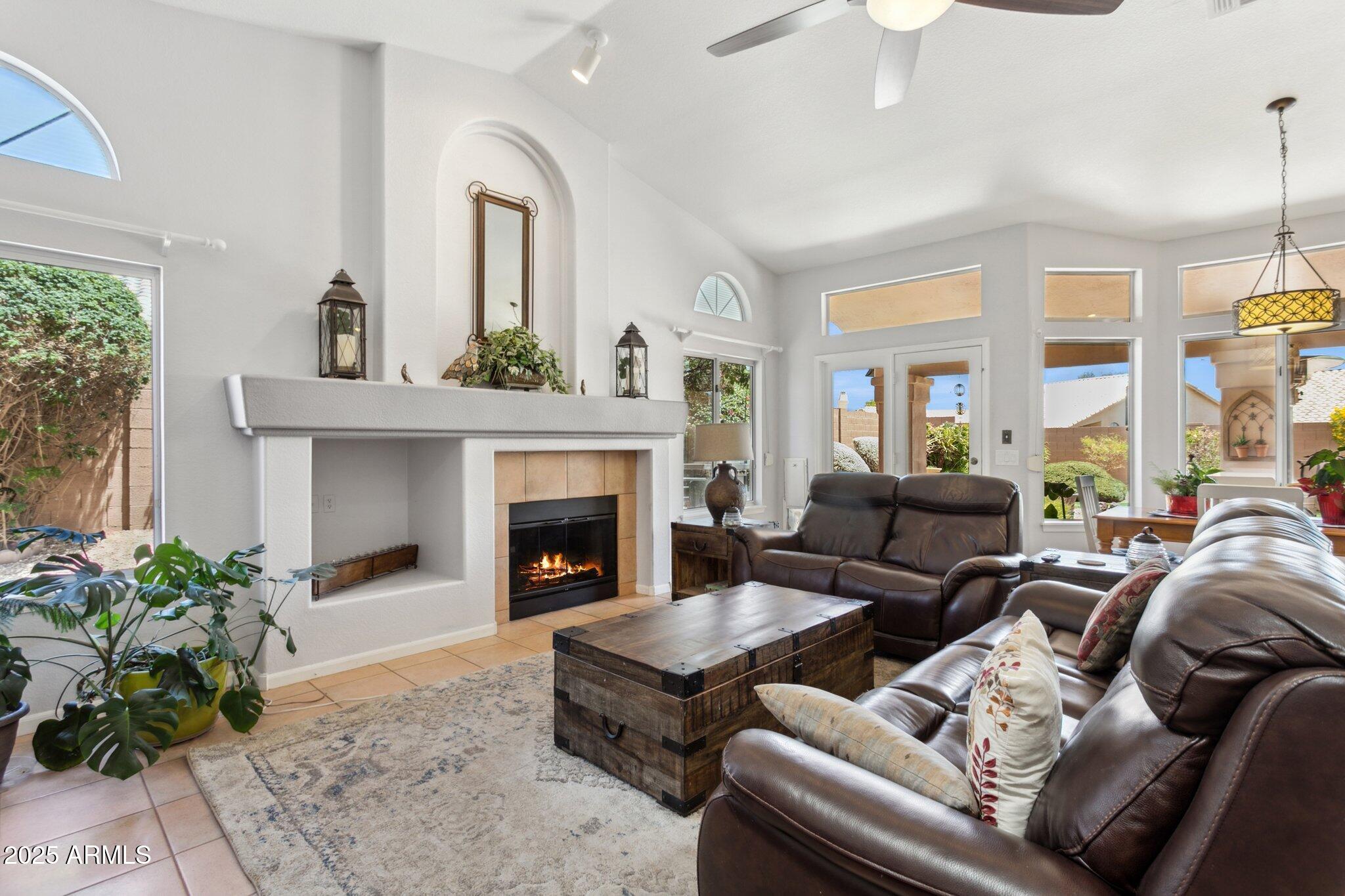 4401 E BARWICK Drive