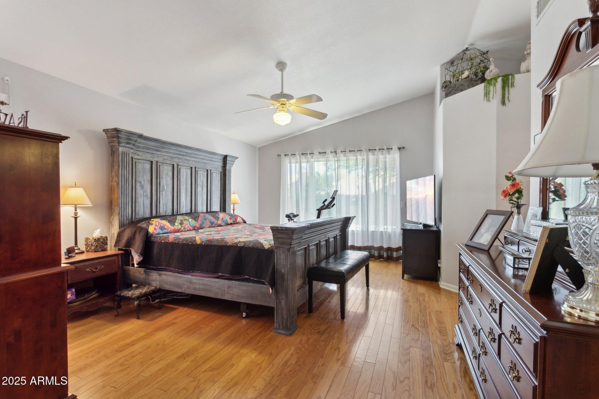 4401 E BARWICK Drive