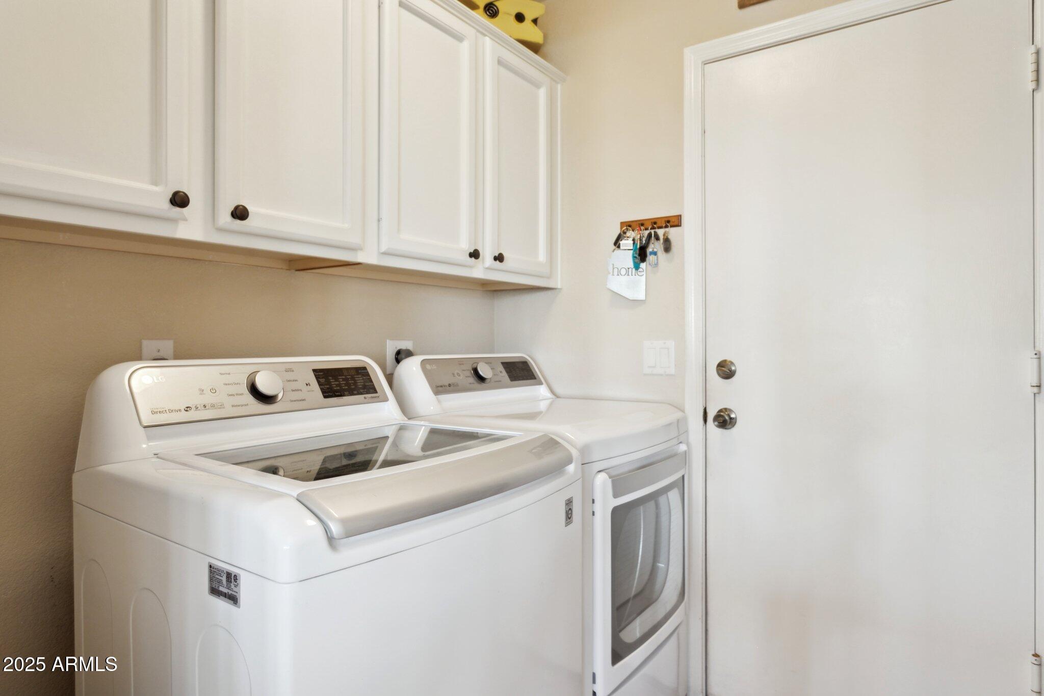 4401 E BARWICK Drive