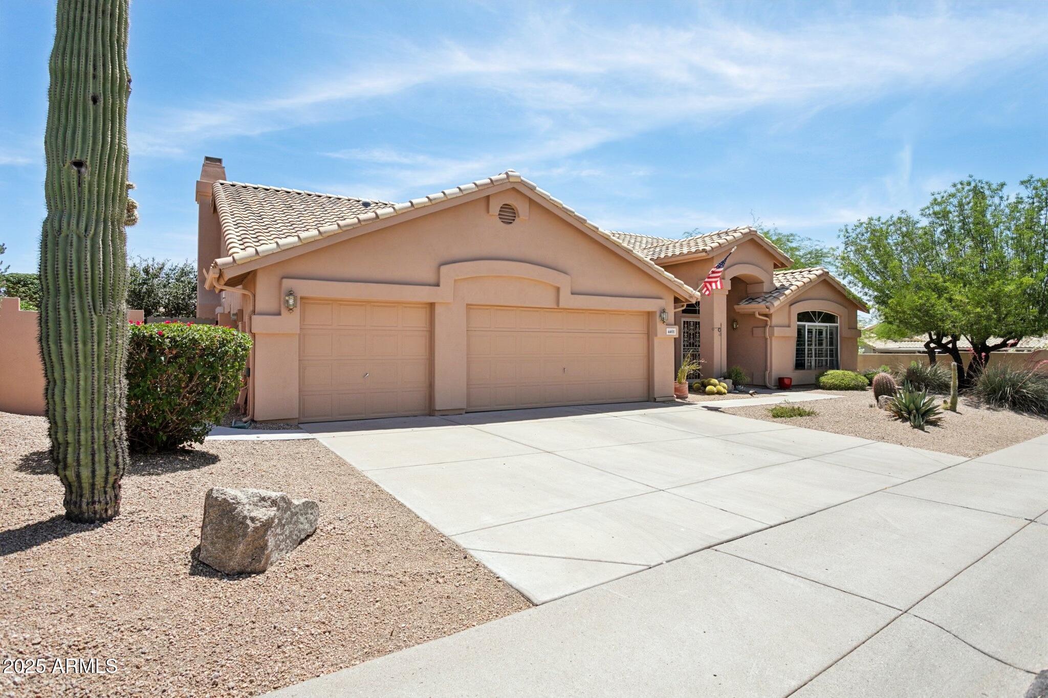 4401 E BARWICK Drive