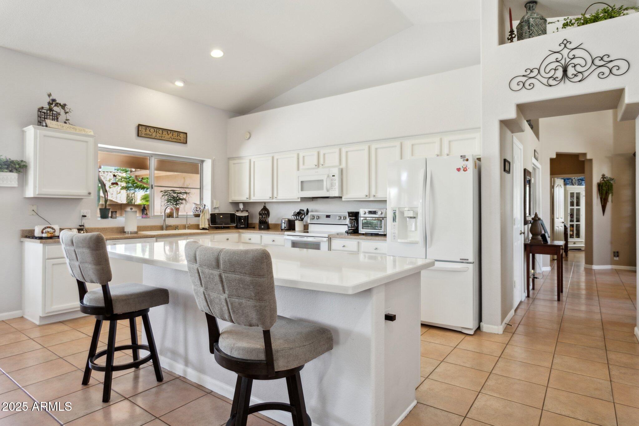 4401 E BARWICK Drive