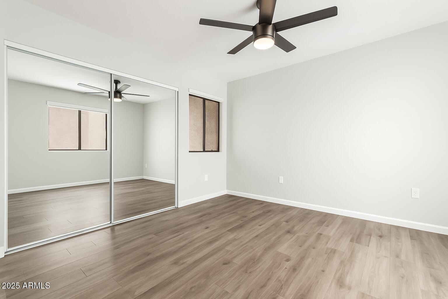 9460 E MISSION Lane E, 211