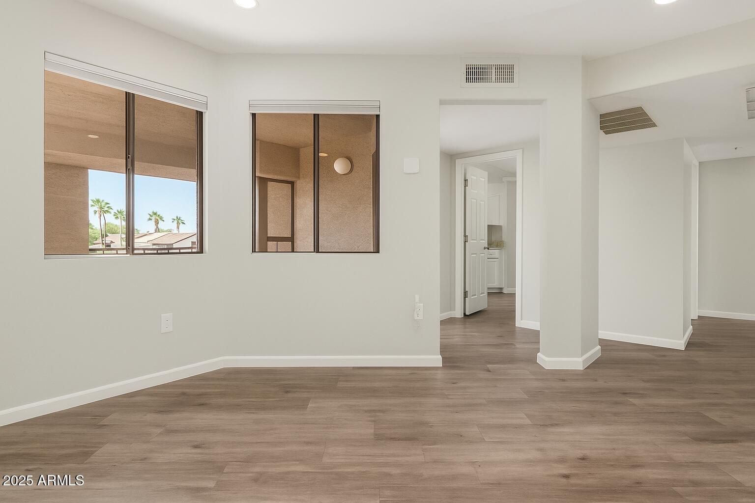 9460 E MISSION Lane E, 211