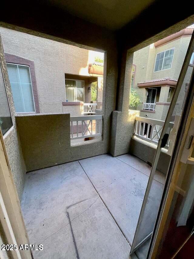 1920 E BELL Road, 1095