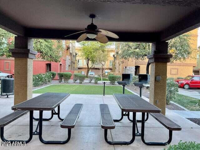 1920 E BELL Road, 1095