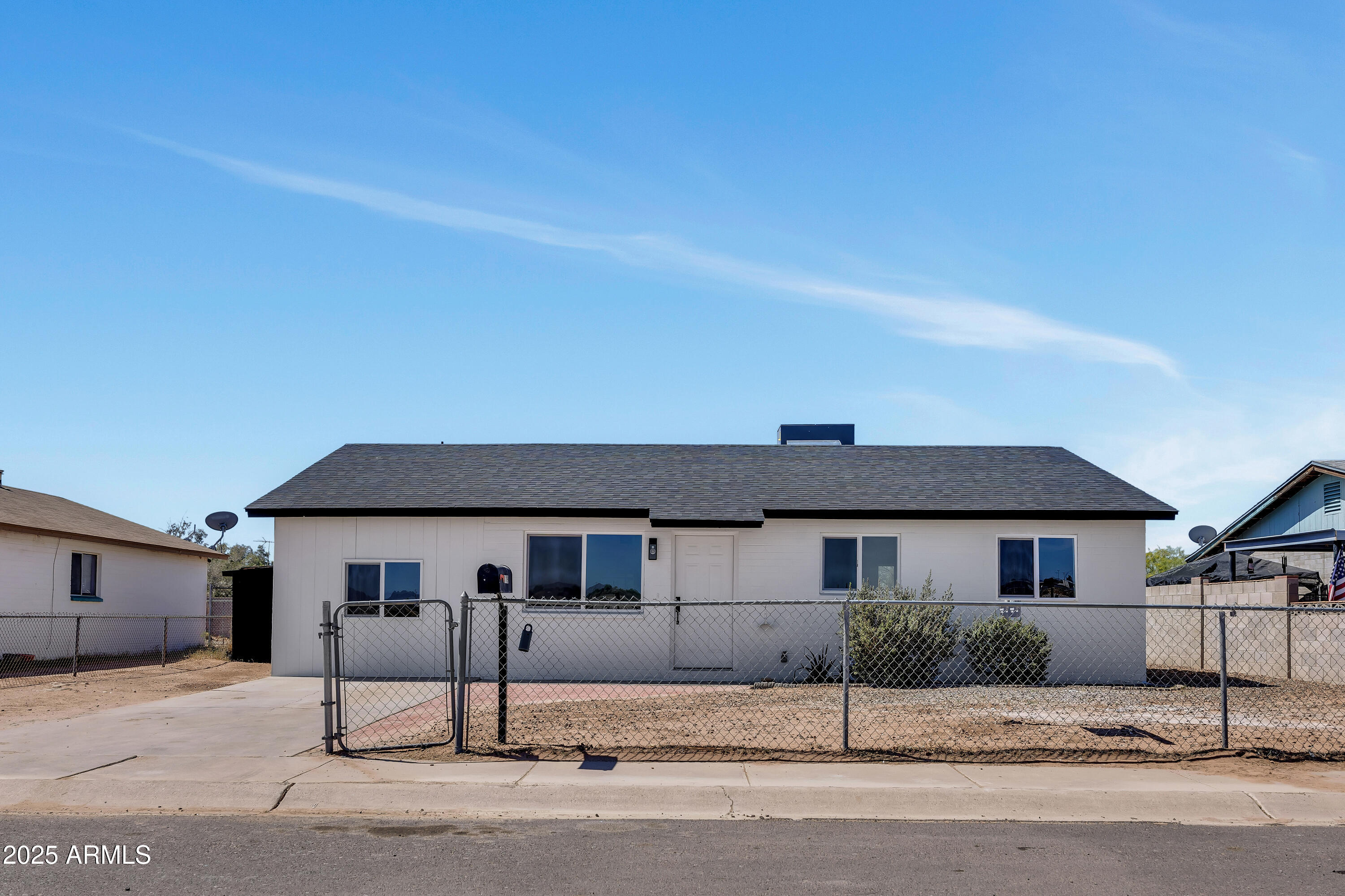 119 W SILVER REEF Road