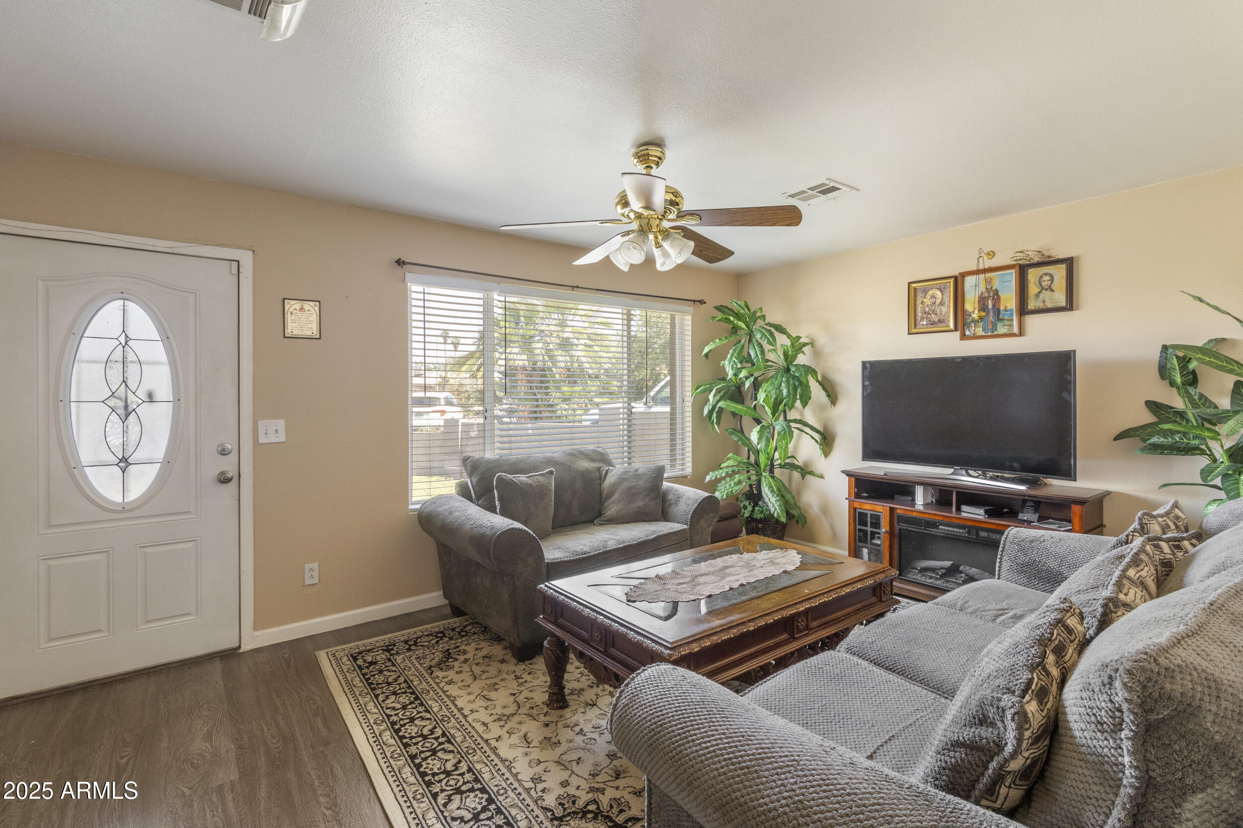 2201 W WETHERSFIELD Road