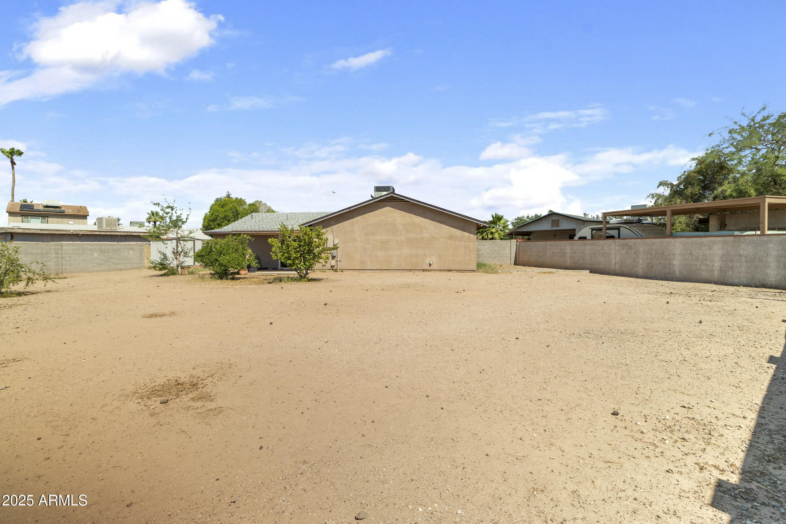 2201 W WETHERSFIELD Road