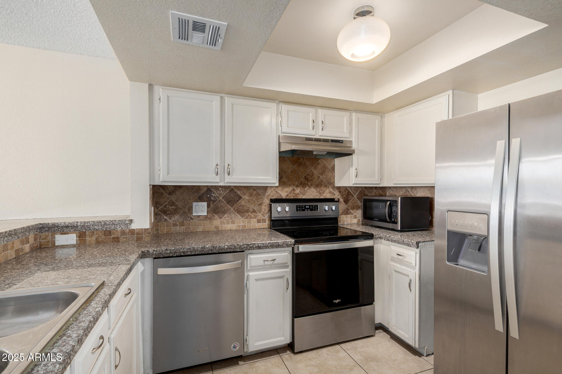 1645 W BASELINE Road, 2098