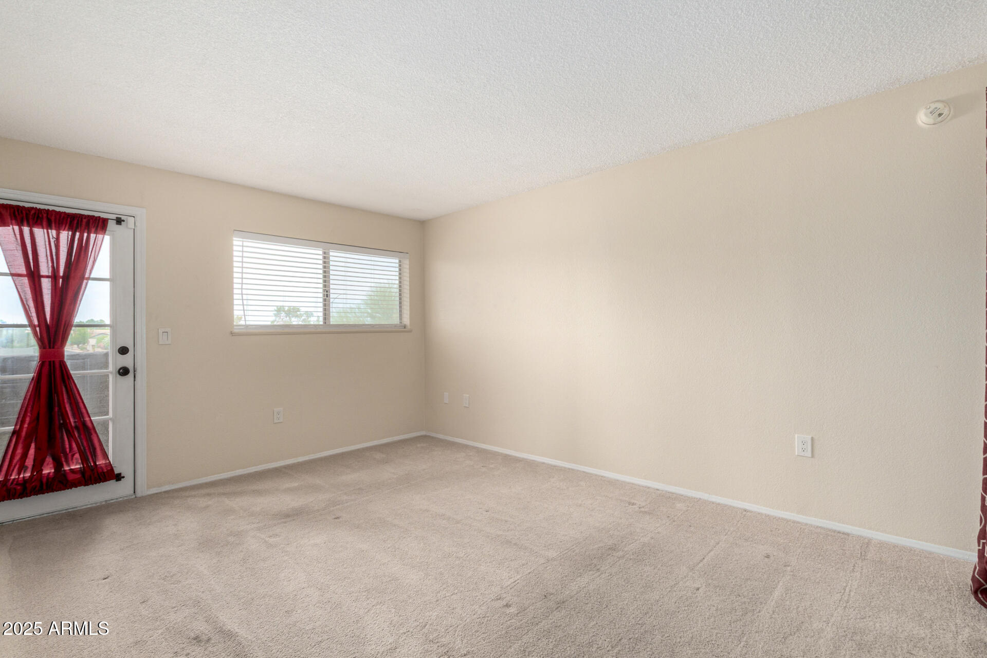 1645 W BASELINE Road, 2098