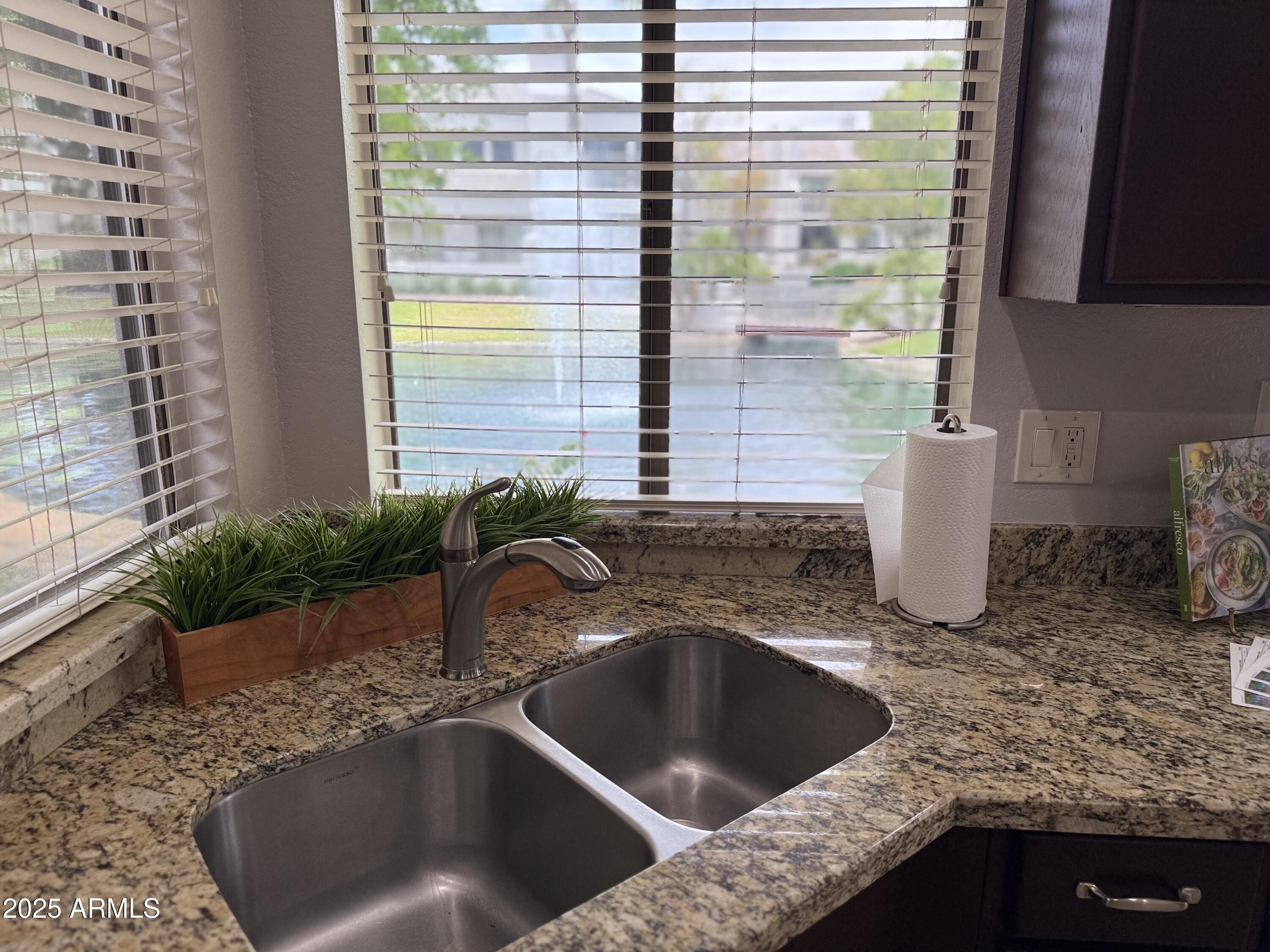 7272 E GAINEY RANCH Road, 122