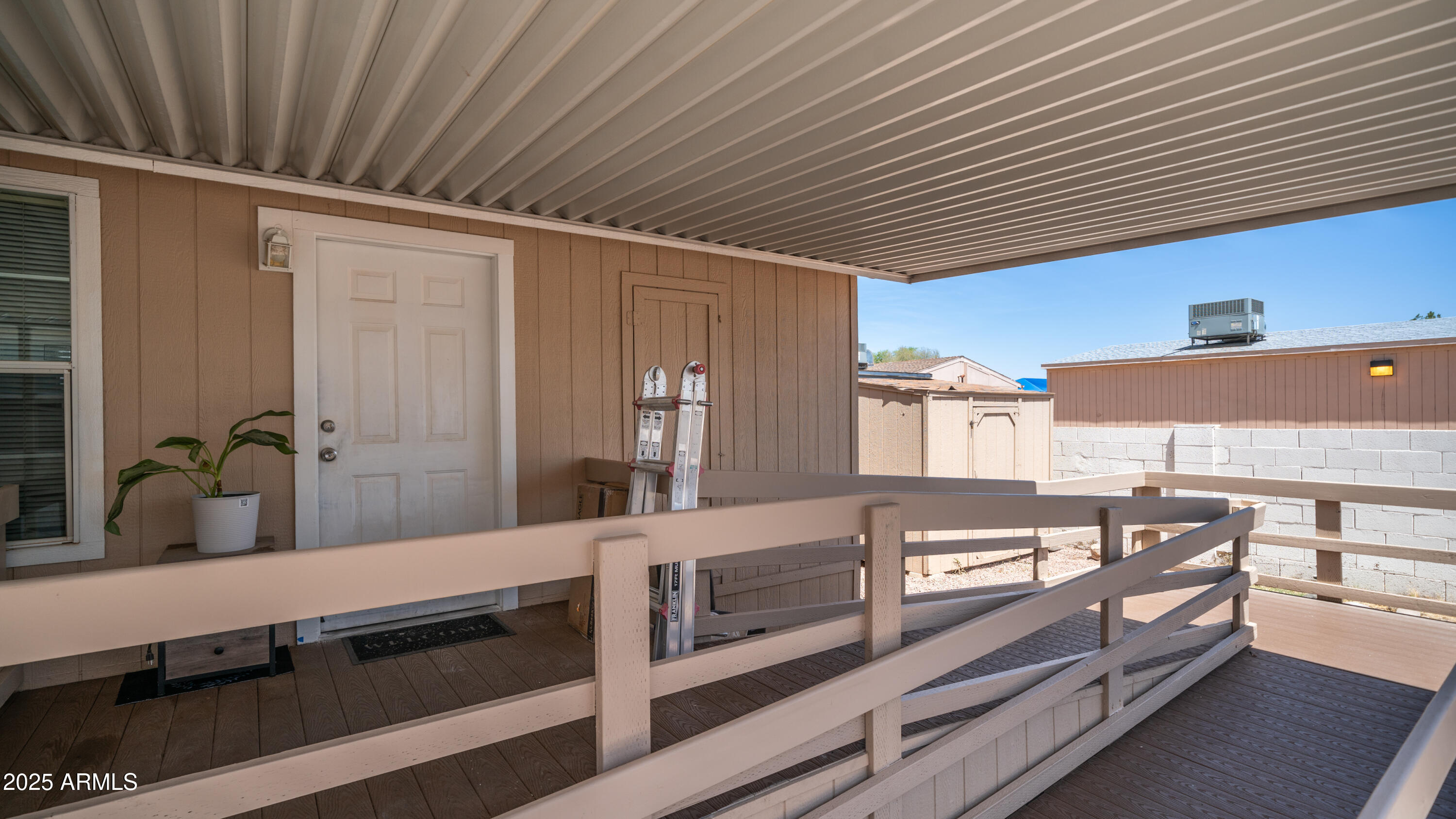 9431 E CORALBELL Avenue, 6