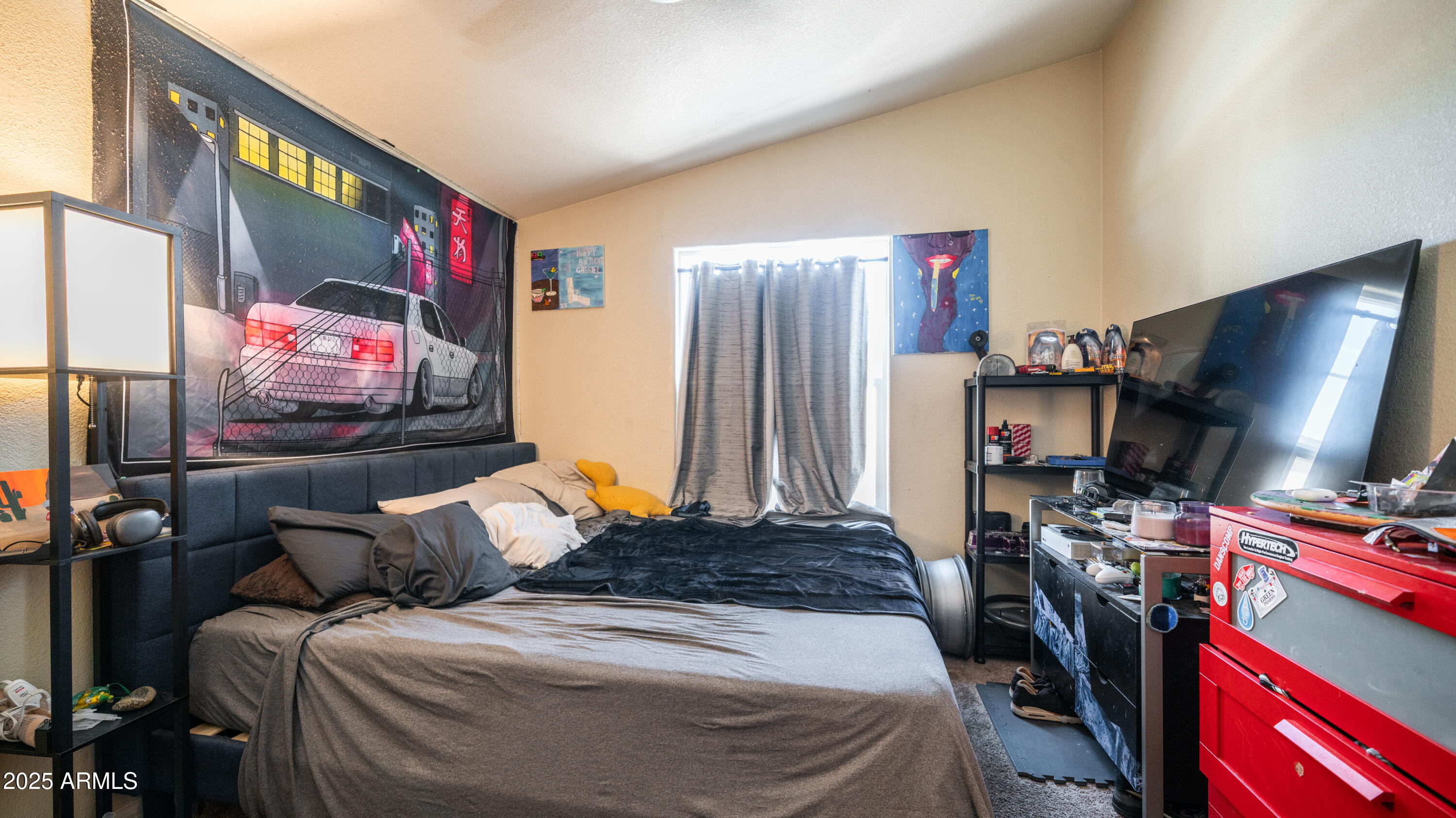 9431 E CORALBELL Avenue, 6