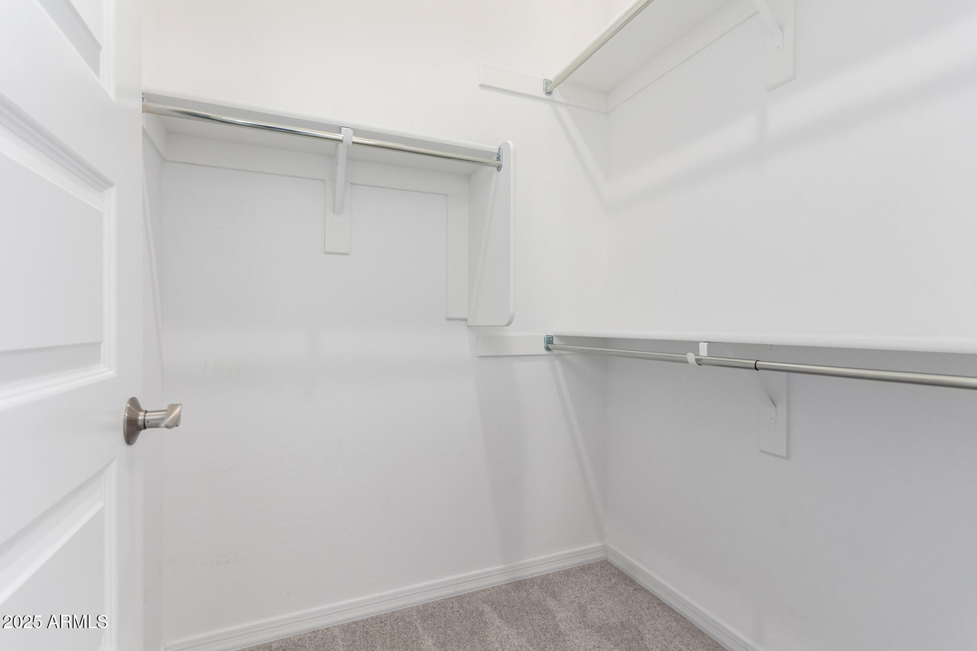 18453 W ELWOOD Street