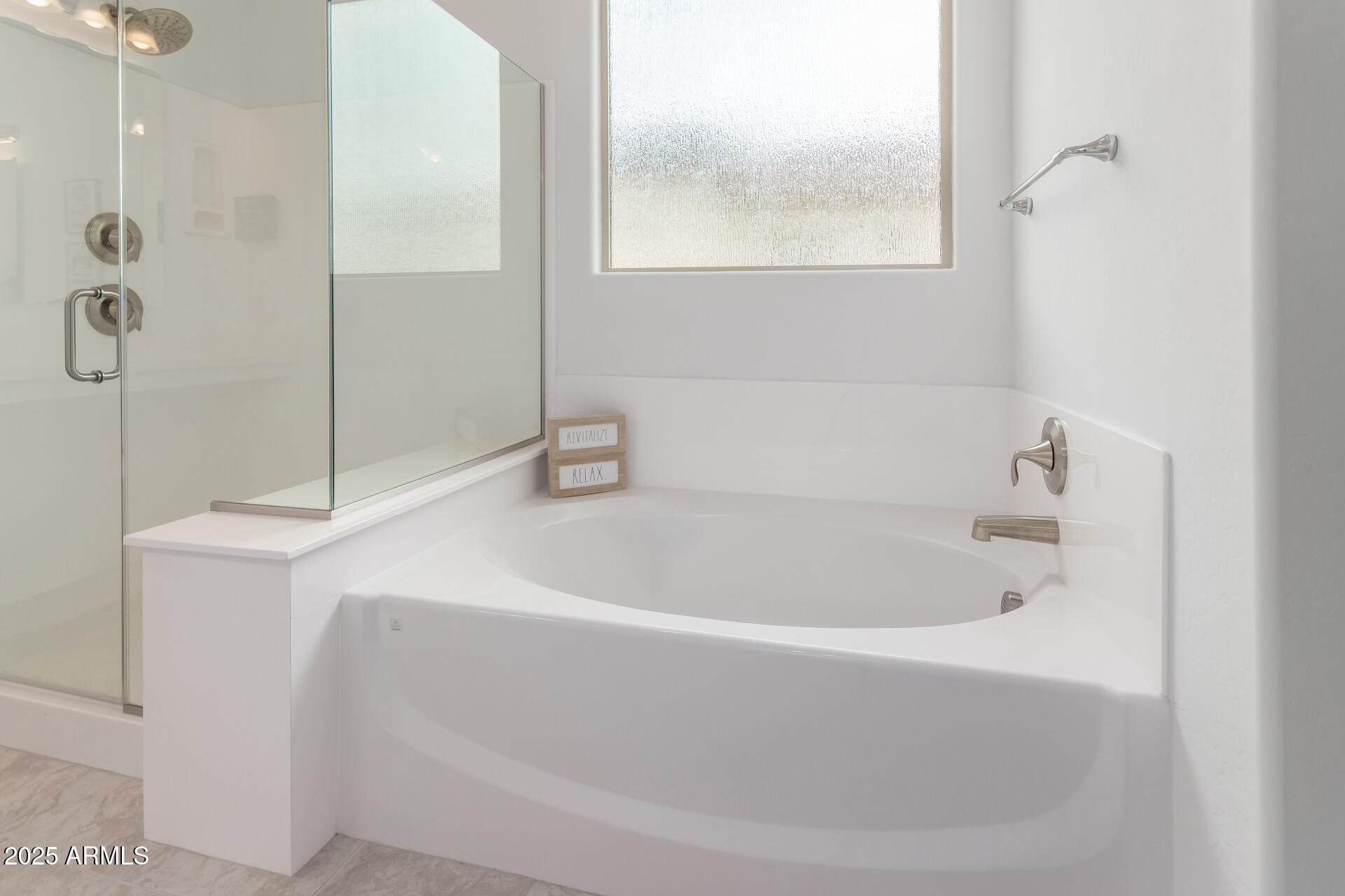 18453 W ELWOOD Street