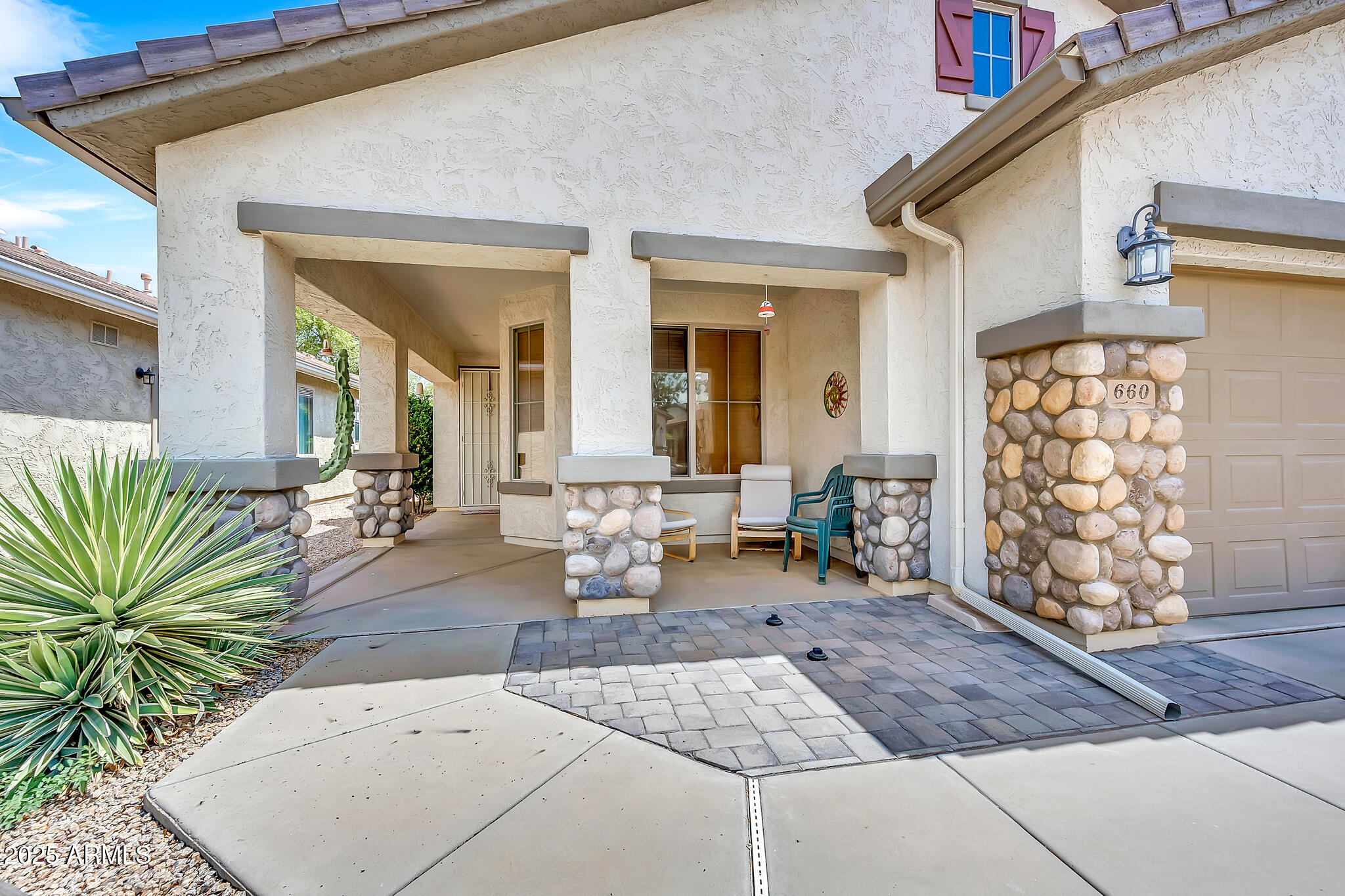 660 W TWIN PEAKS Parkway