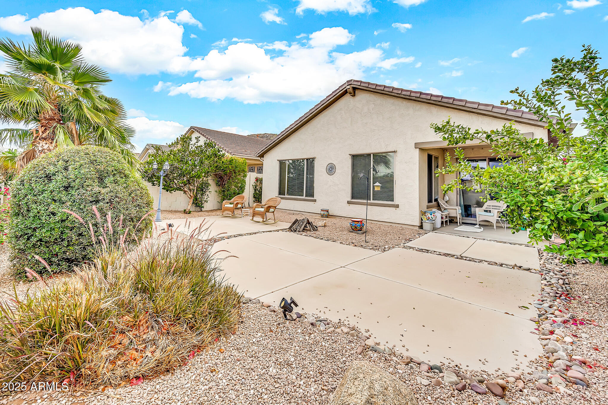 660 W TWIN PEAKS Parkway