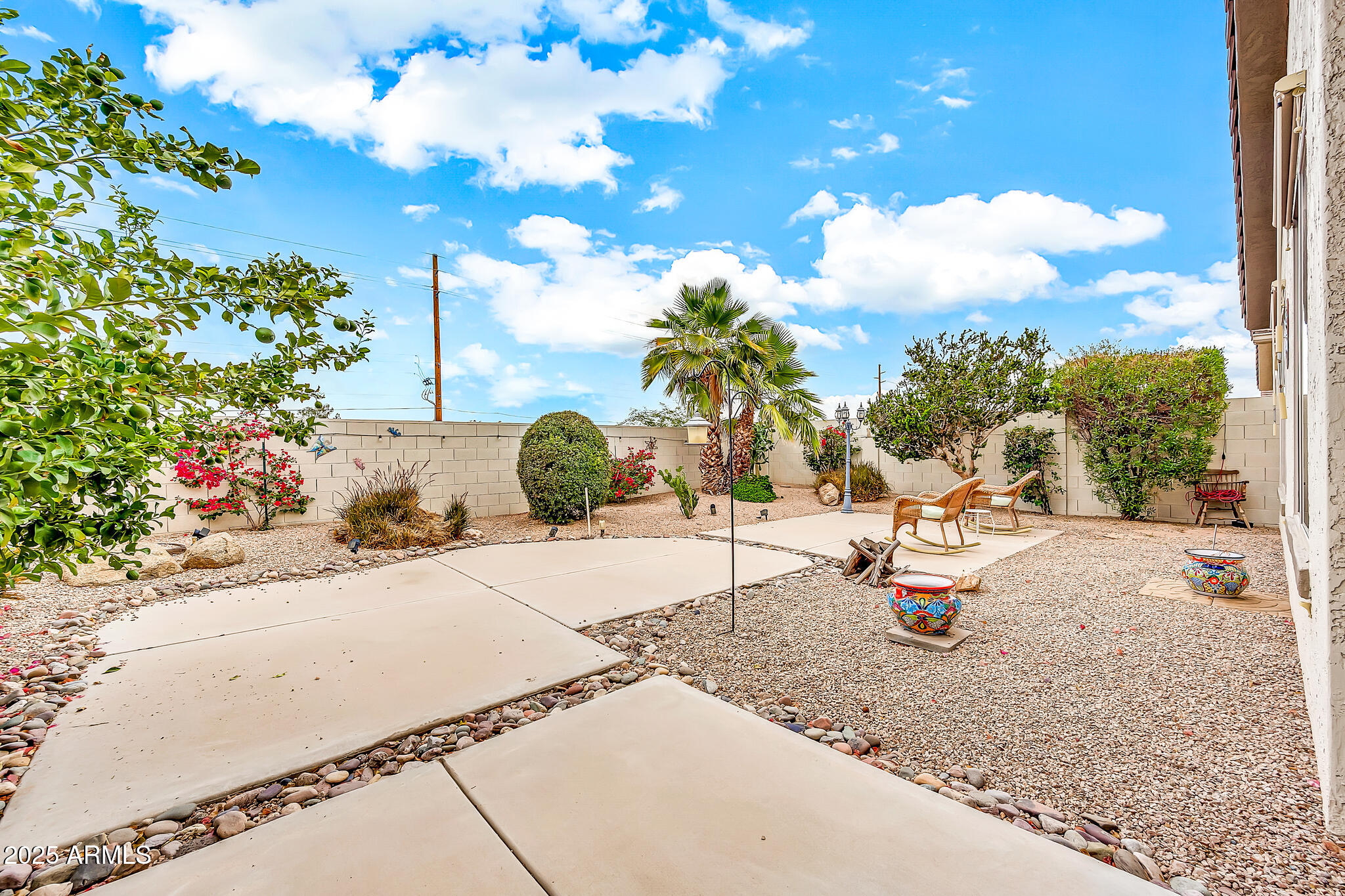 660 W TWIN PEAKS Parkway