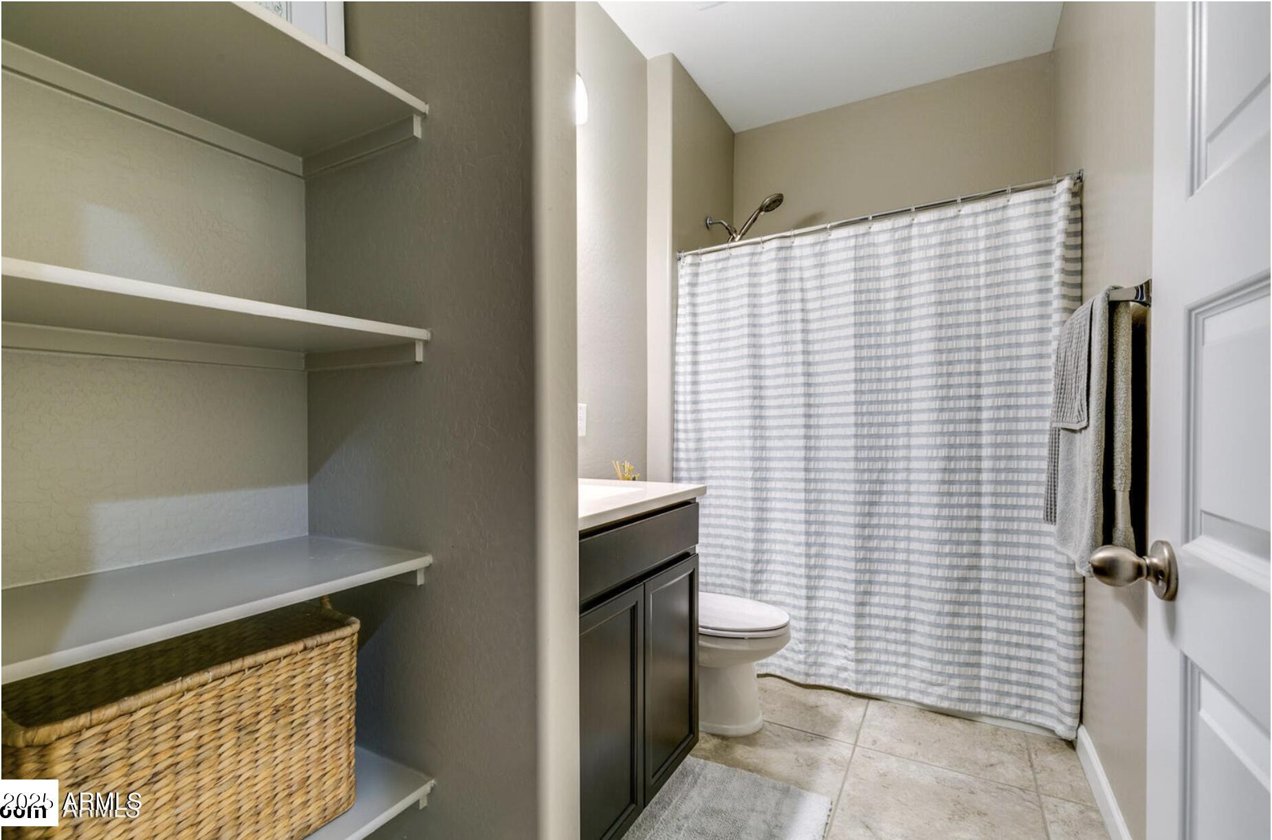 5209 W San Gabriel Avenue