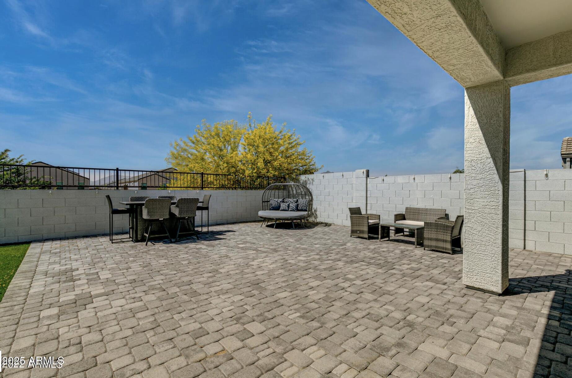 5209 W San Gabriel Avenue