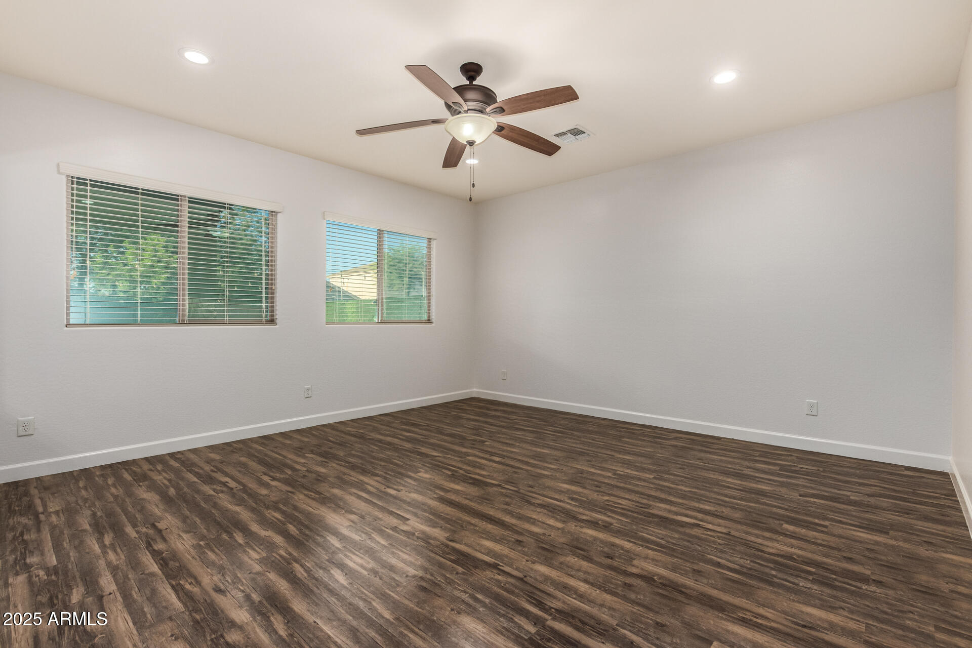 6632 W SAGUARO PARK Lane