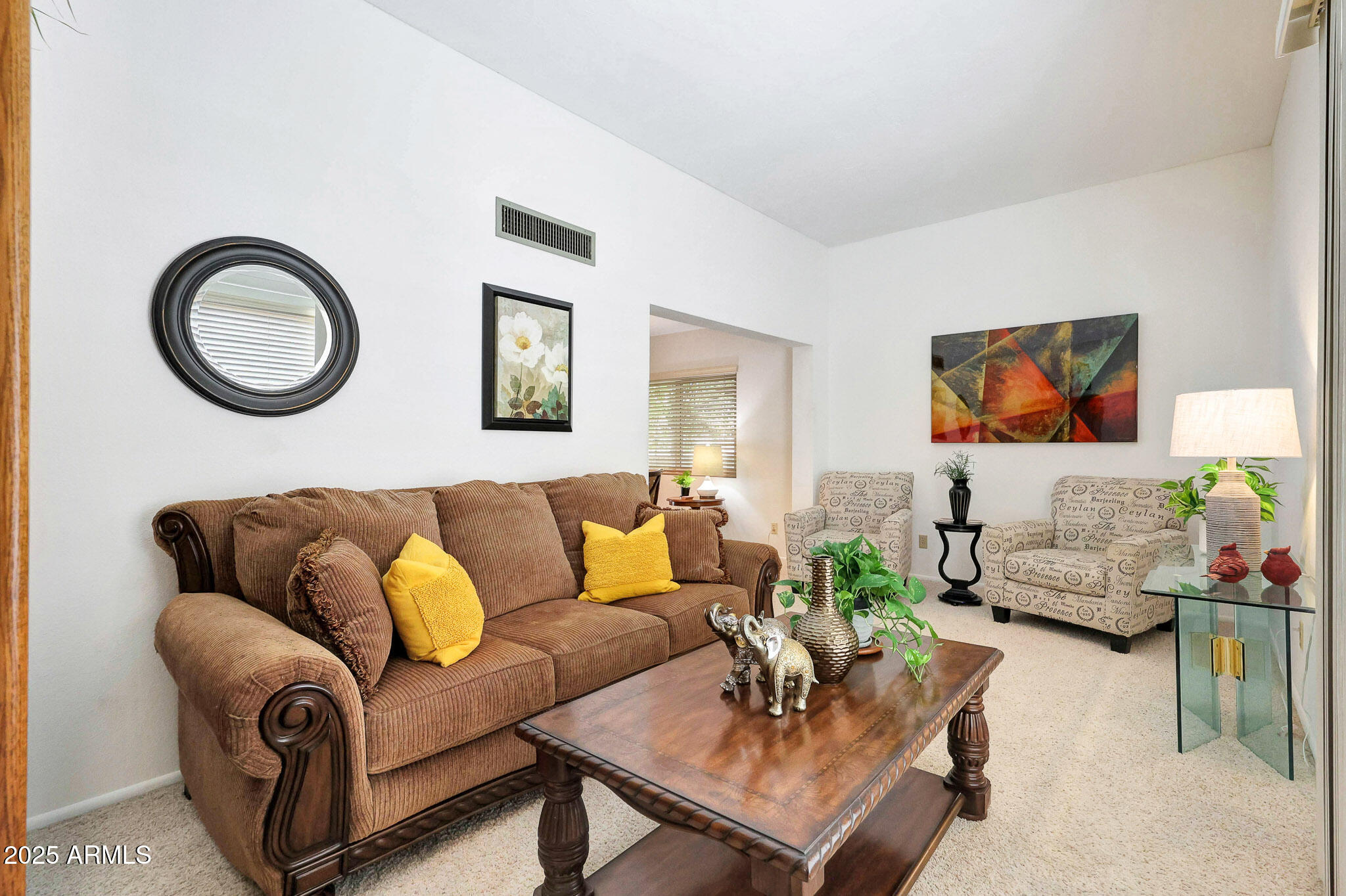 1122 E MICHELLE Drive