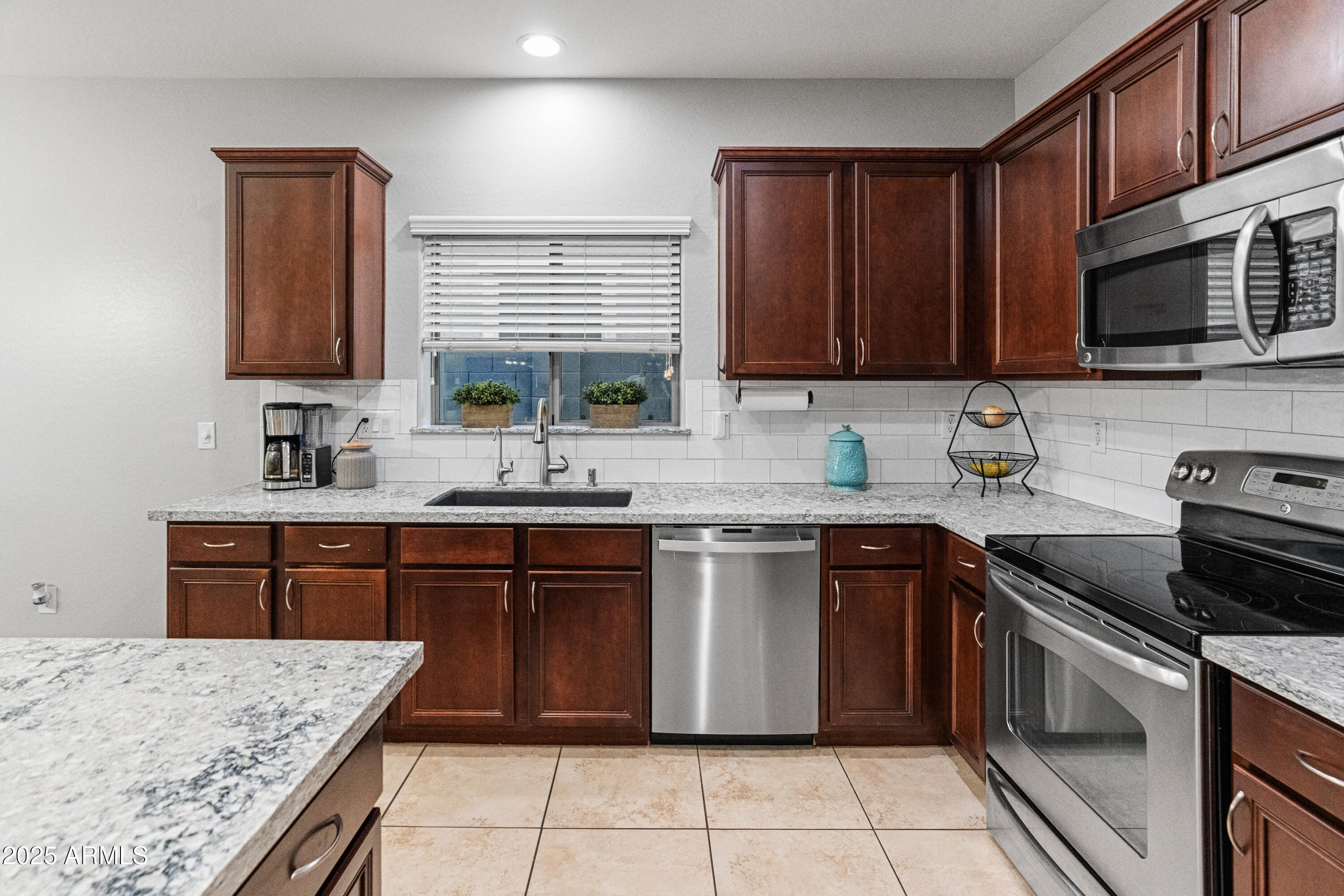 16375 W CORTEZ Street