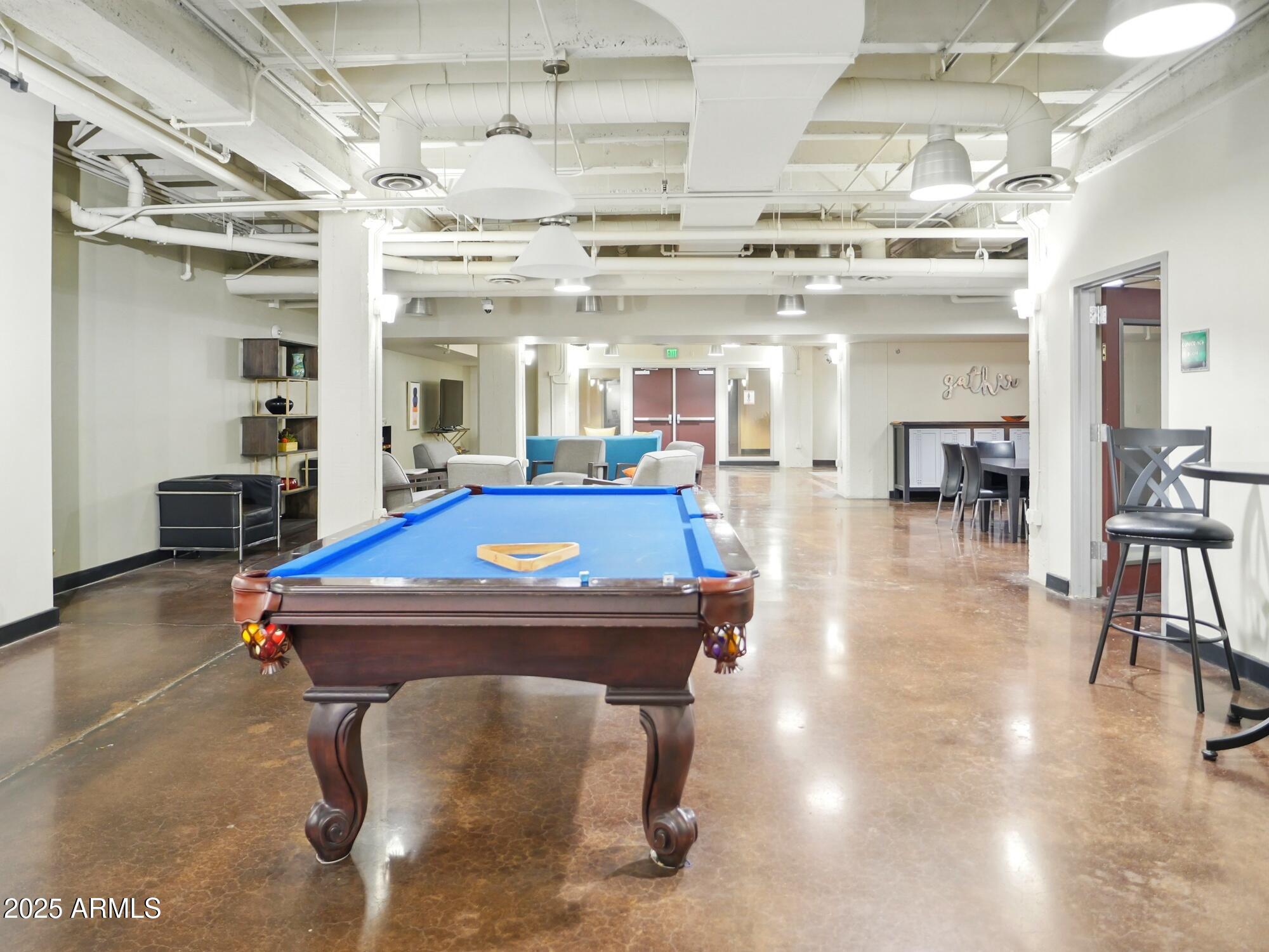 114 W Adams Street, 505