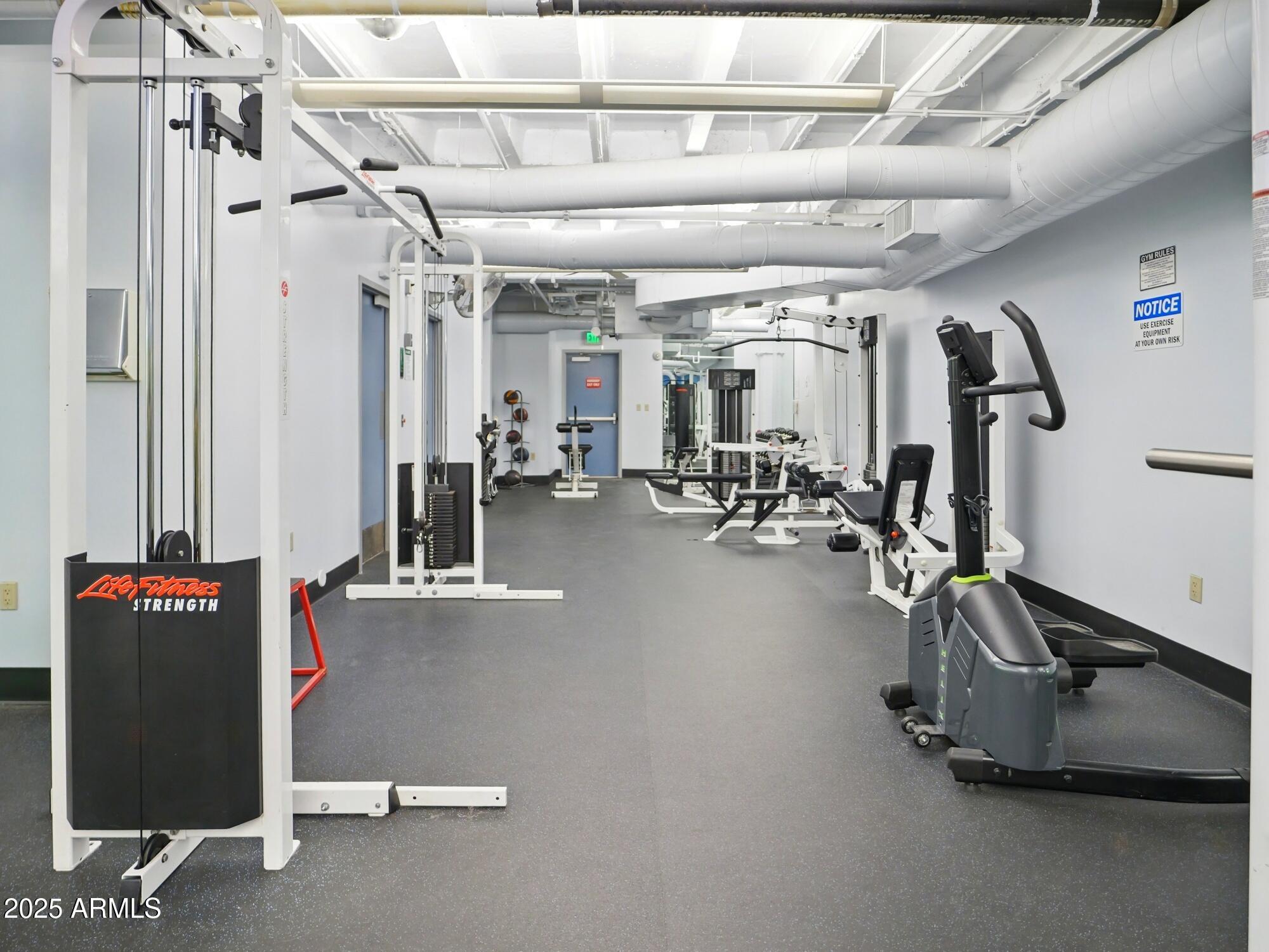 114 W Adams Street, 505