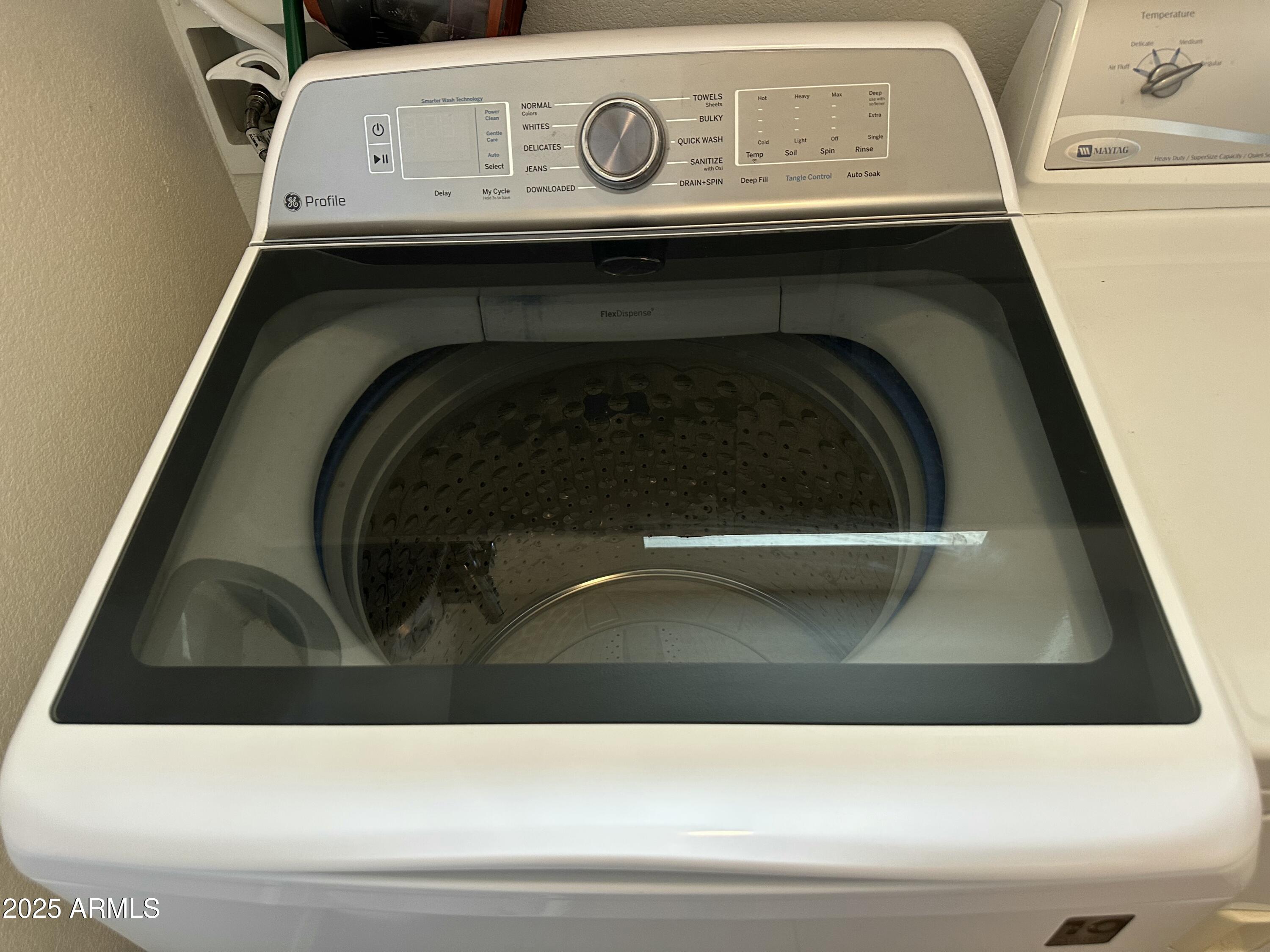 2402 E 5TH Street, 1607