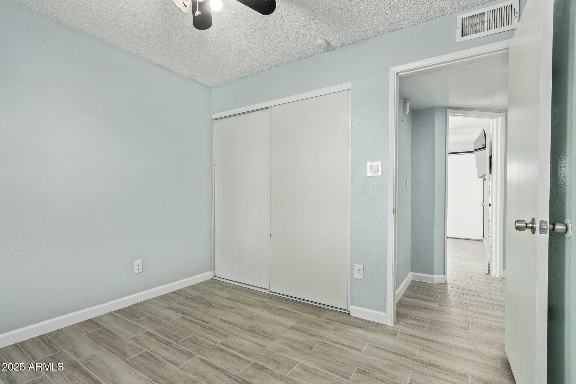 8051 W MARIPOSA Drive