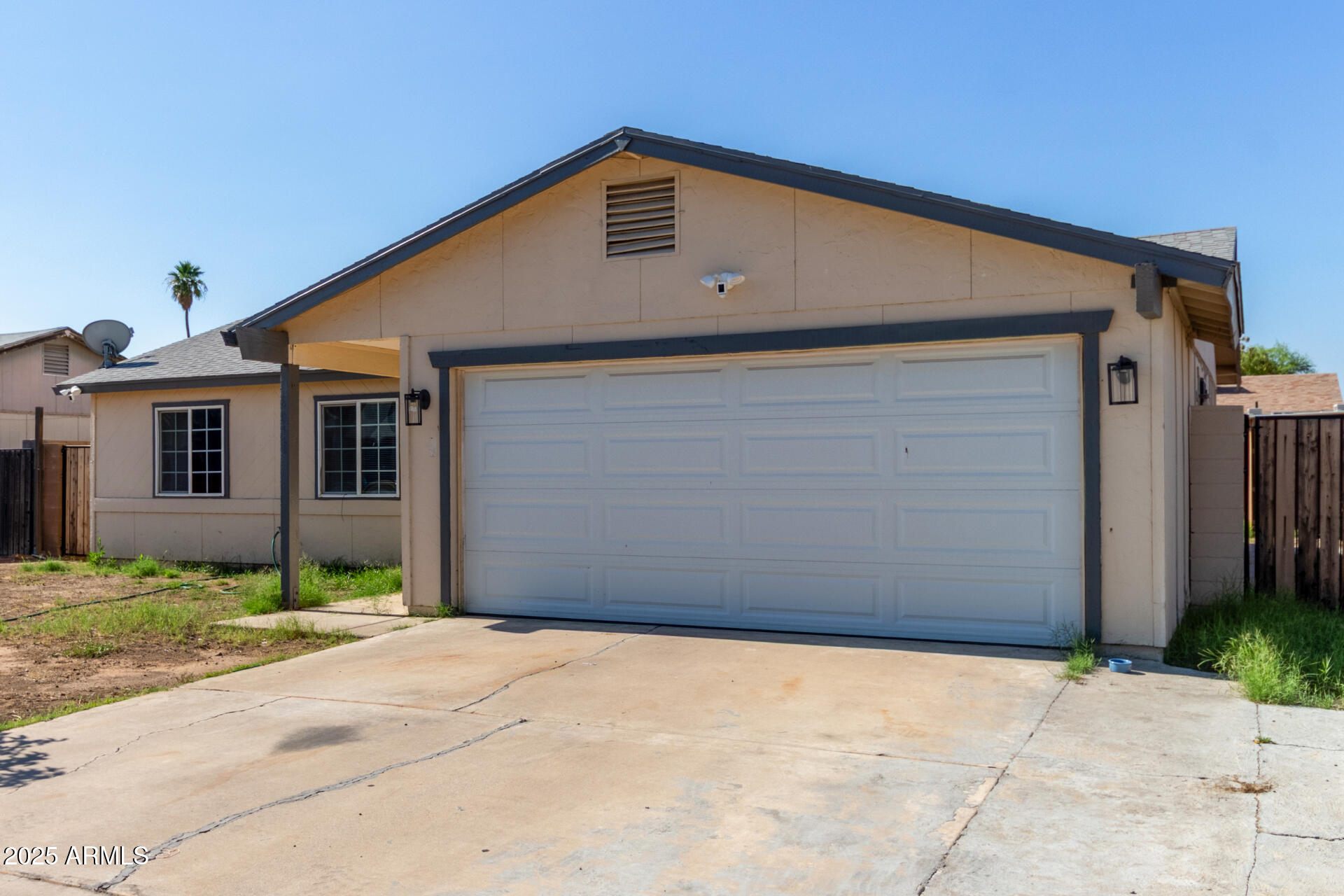 8051 W MARIPOSA Drive