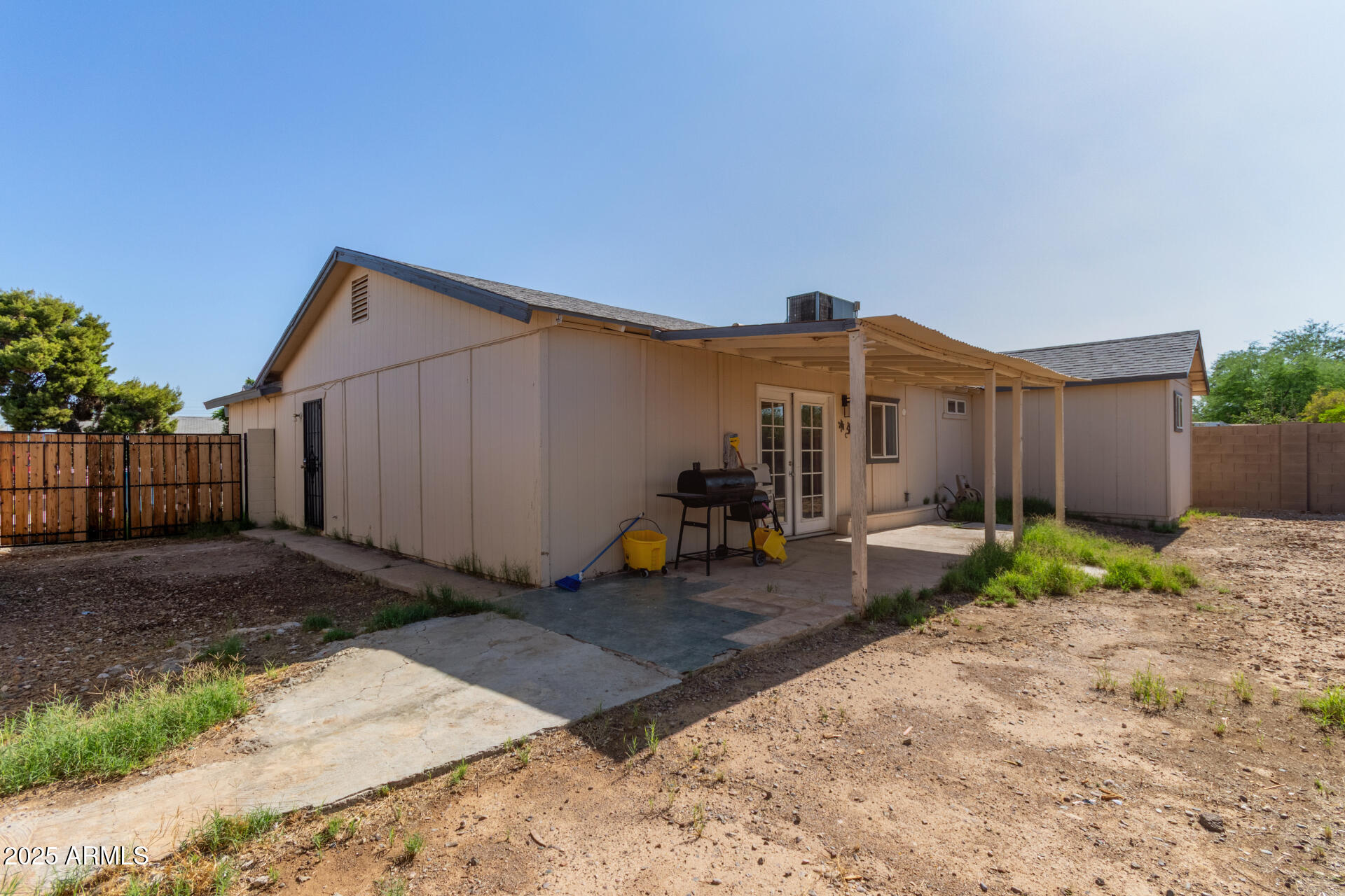 8051 W MARIPOSA Drive