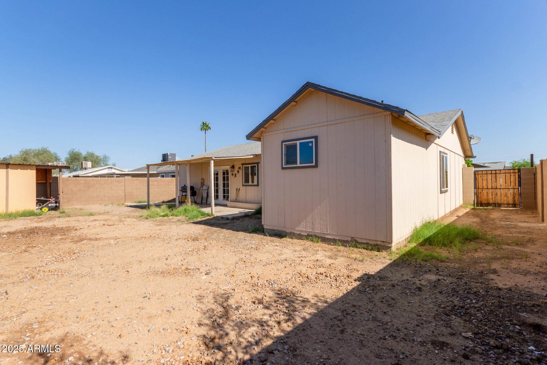 8051 W MARIPOSA Drive