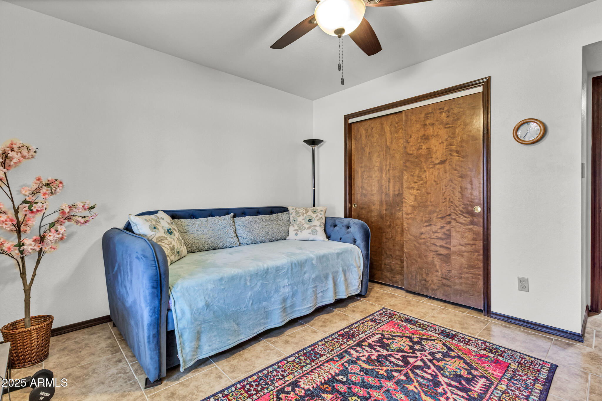 3027 N NEBRASKA Street