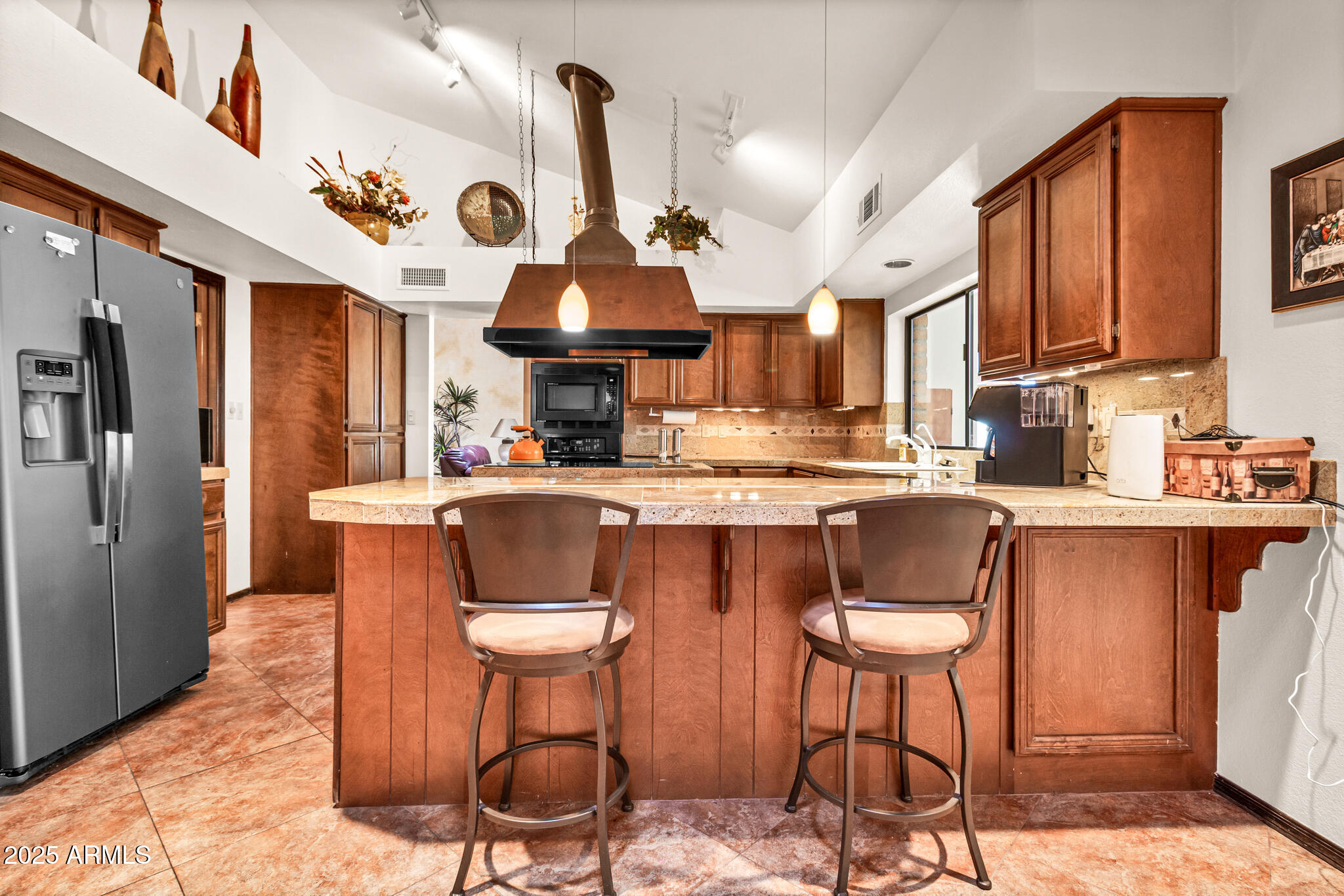 3027 N NEBRASKA Street