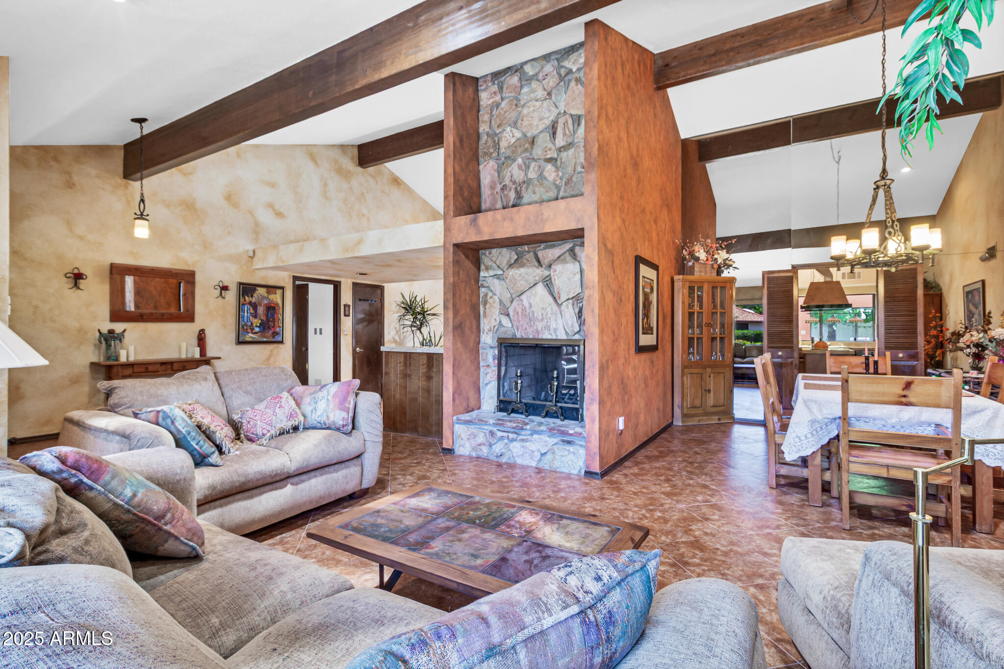 3027 N NEBRASKA Street