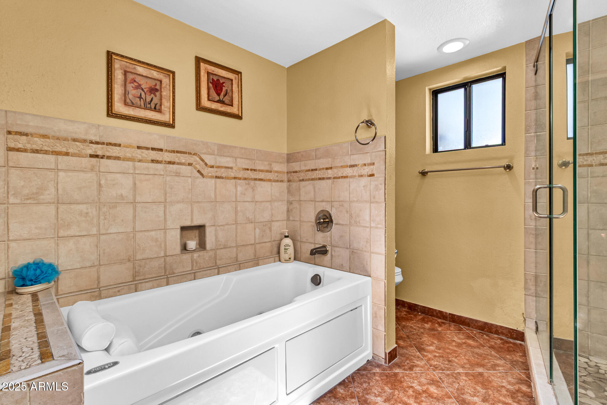 3027 N NEBRASKA Street