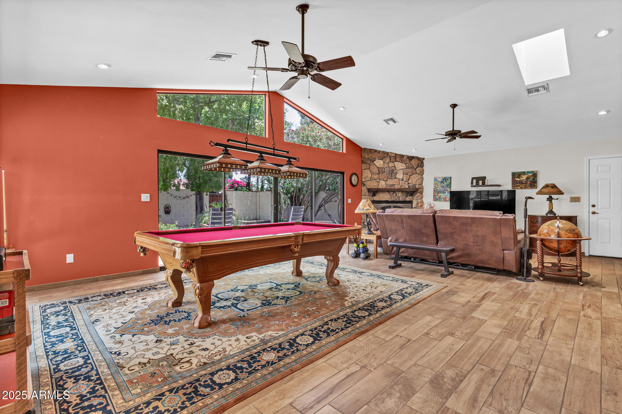 3027 N NEBRASKA Street