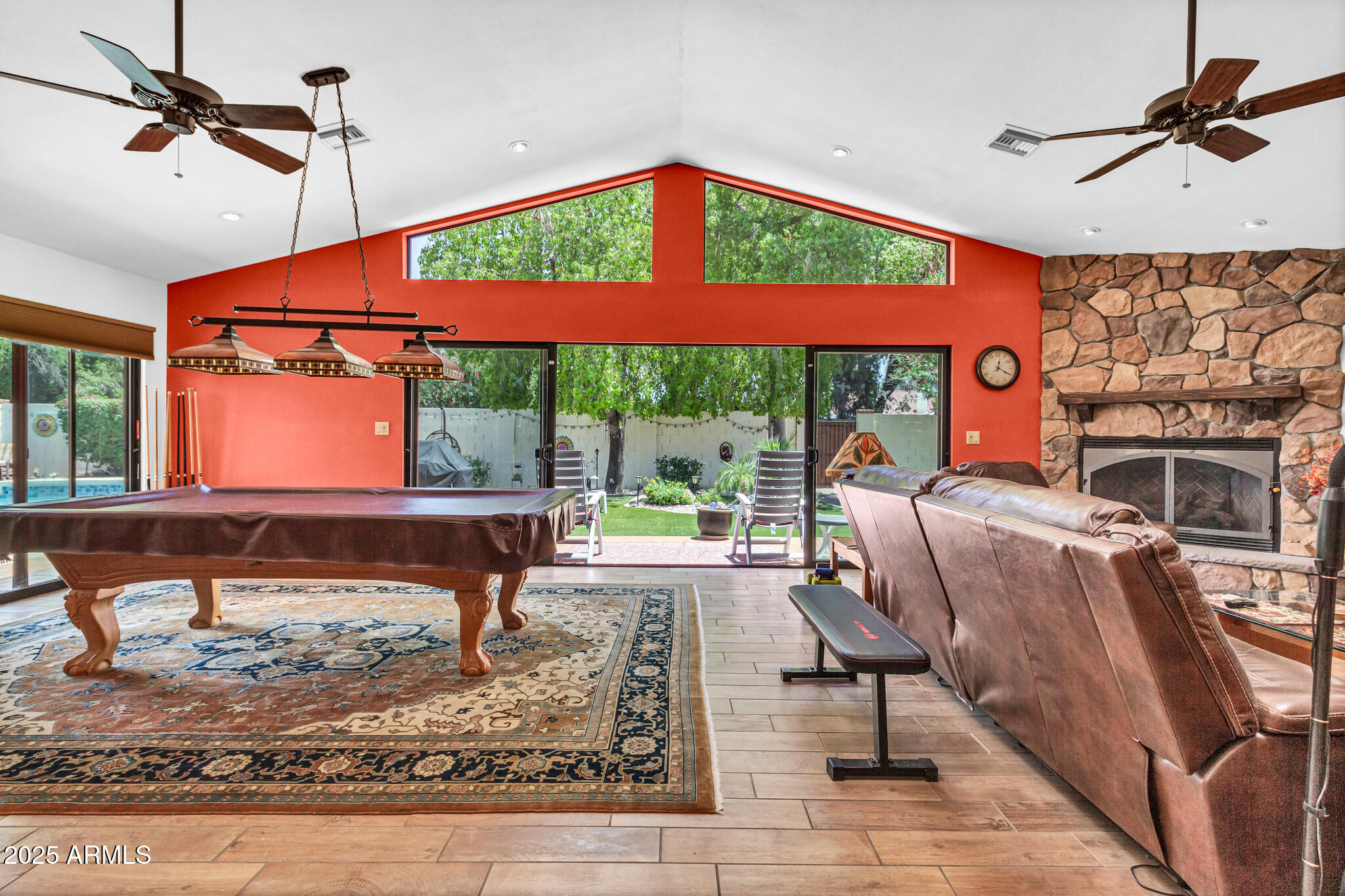 3027 N NEBRASKA Street