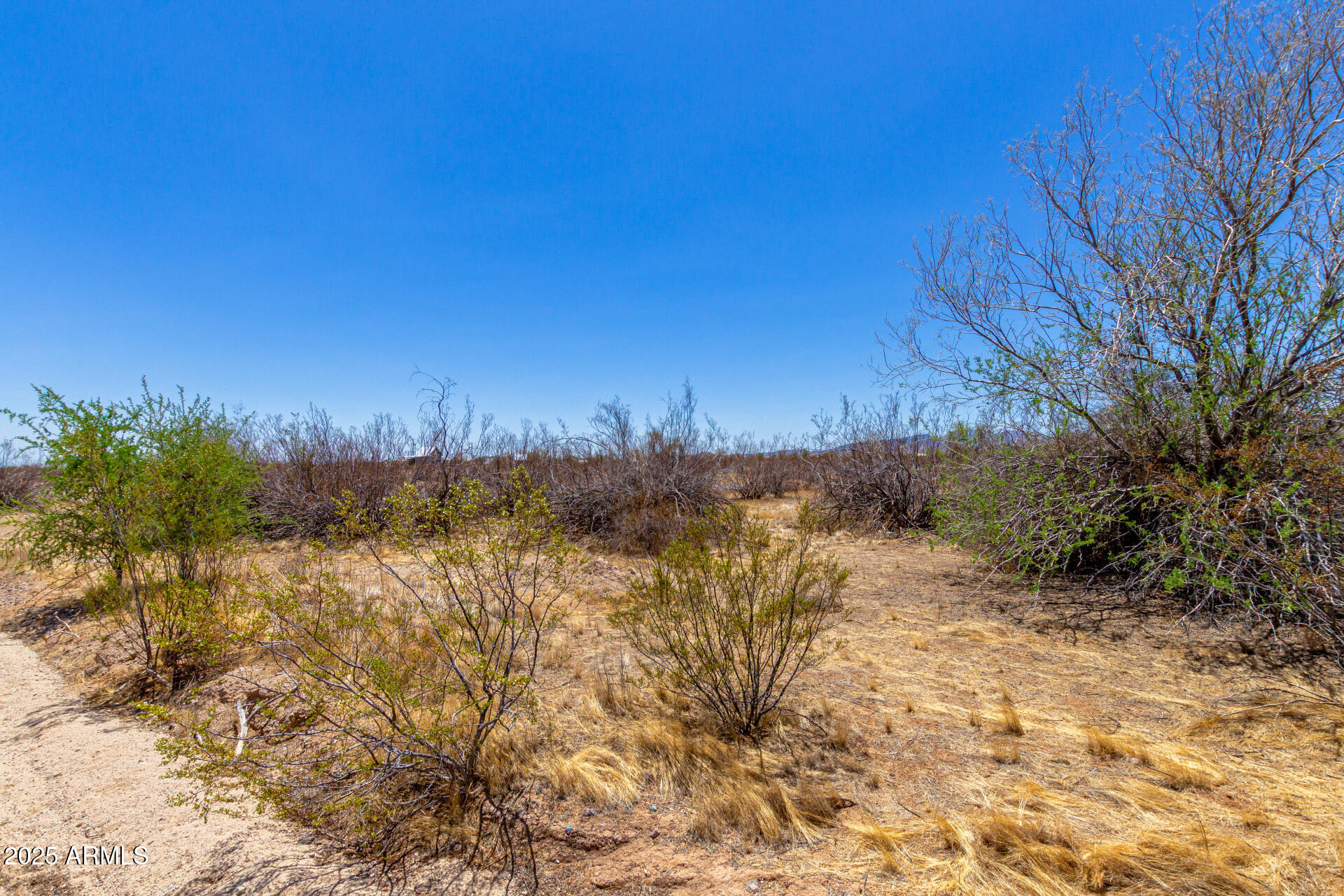 54935 W Crestwood Street, -