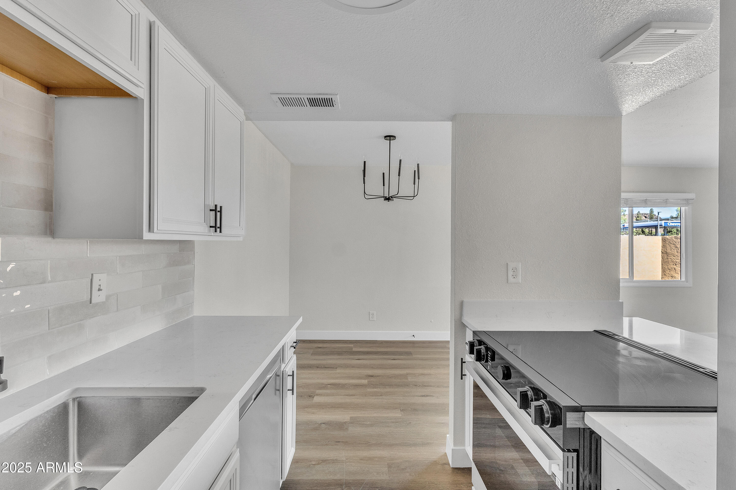 4714 E BROADWAY Road