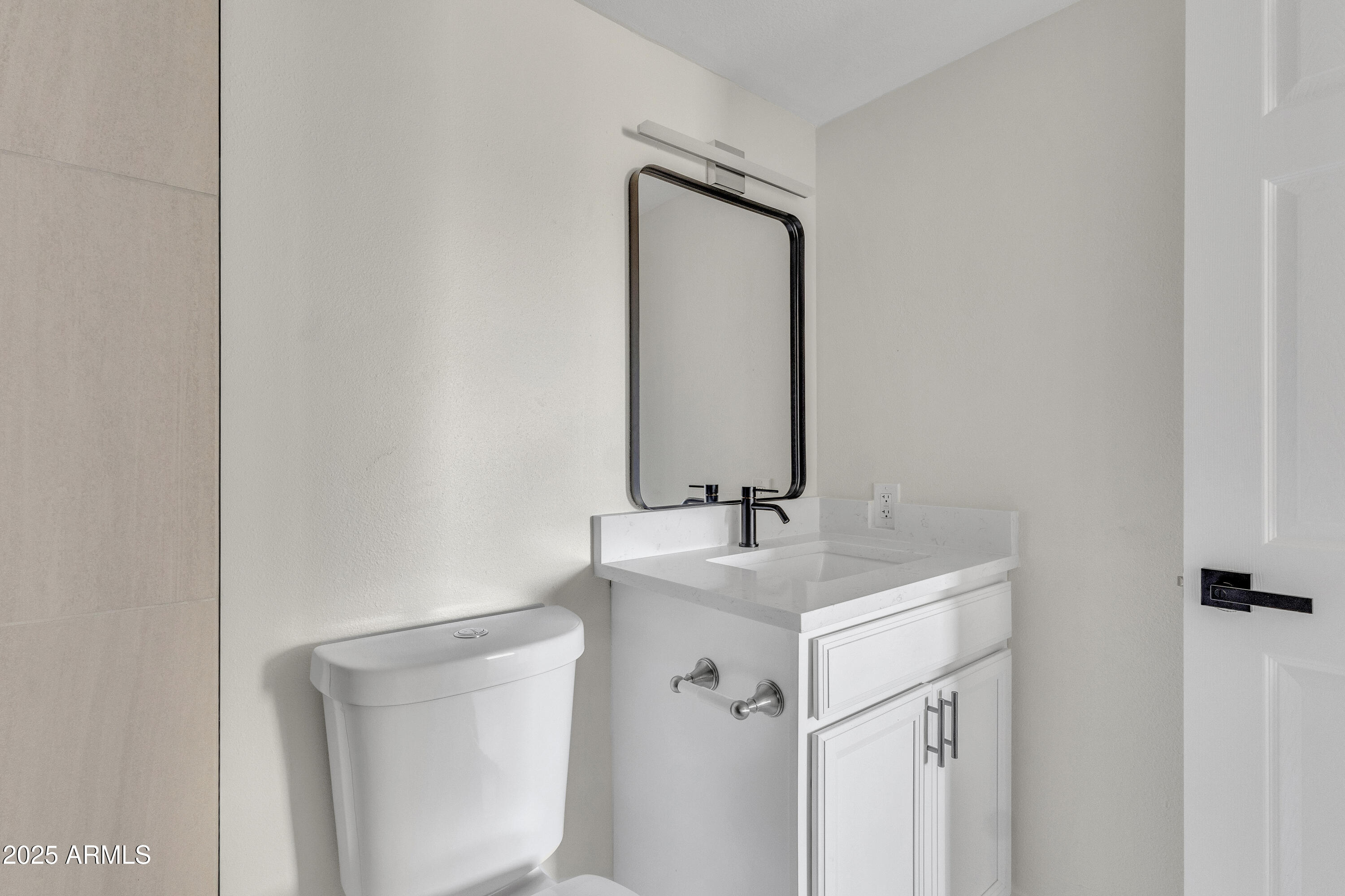 4714 E BROADWAY Road