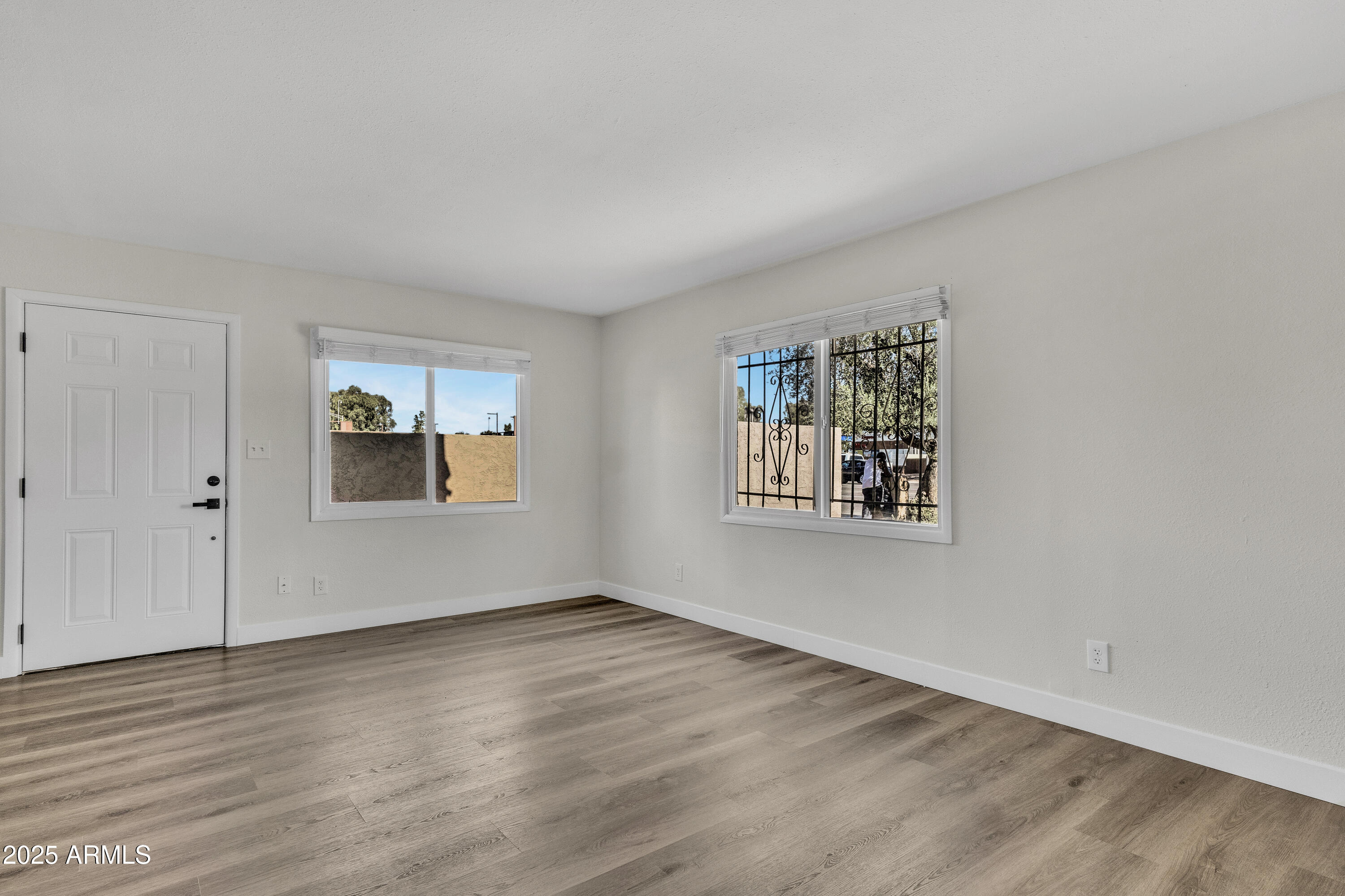 4714 E BROADWAY Road