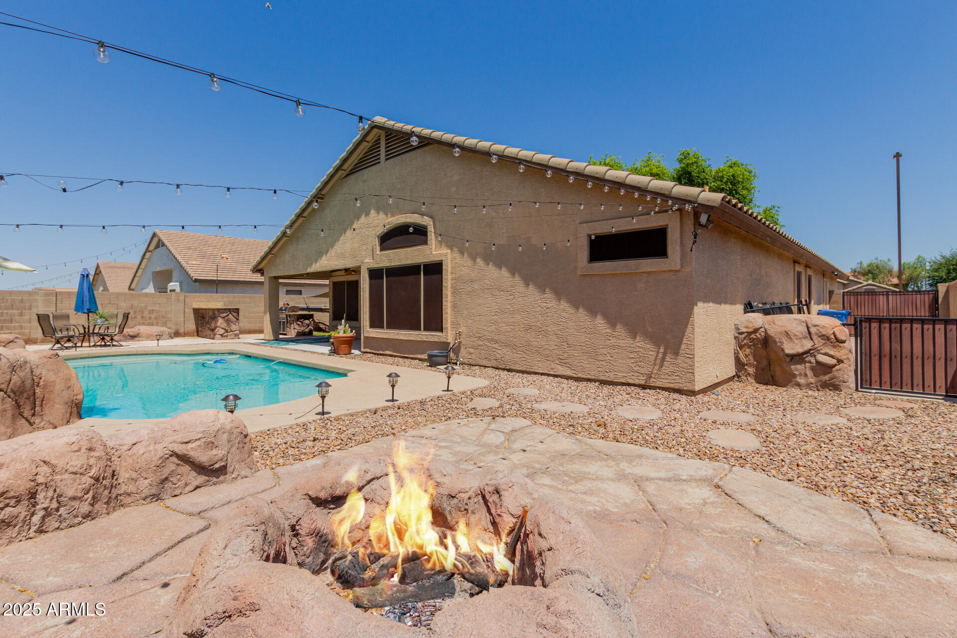 3961 E THORNTON Avenue