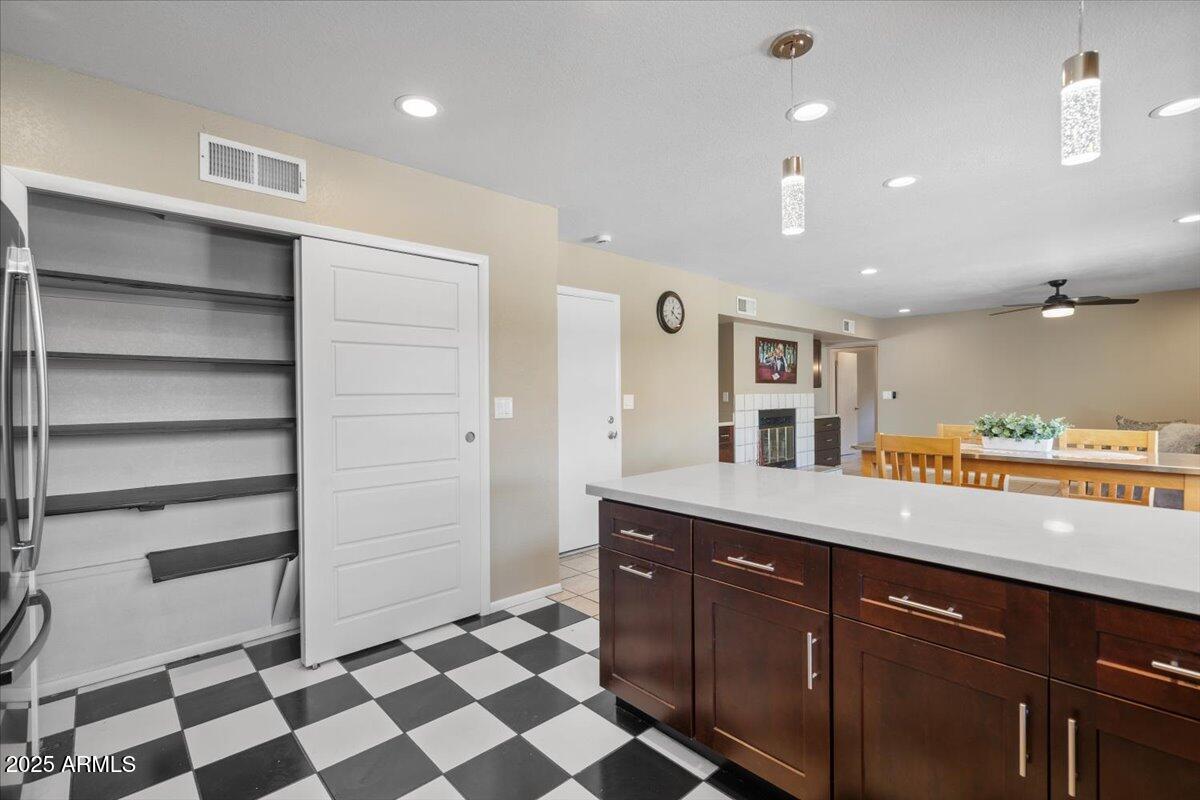 1235 W 12TH Place