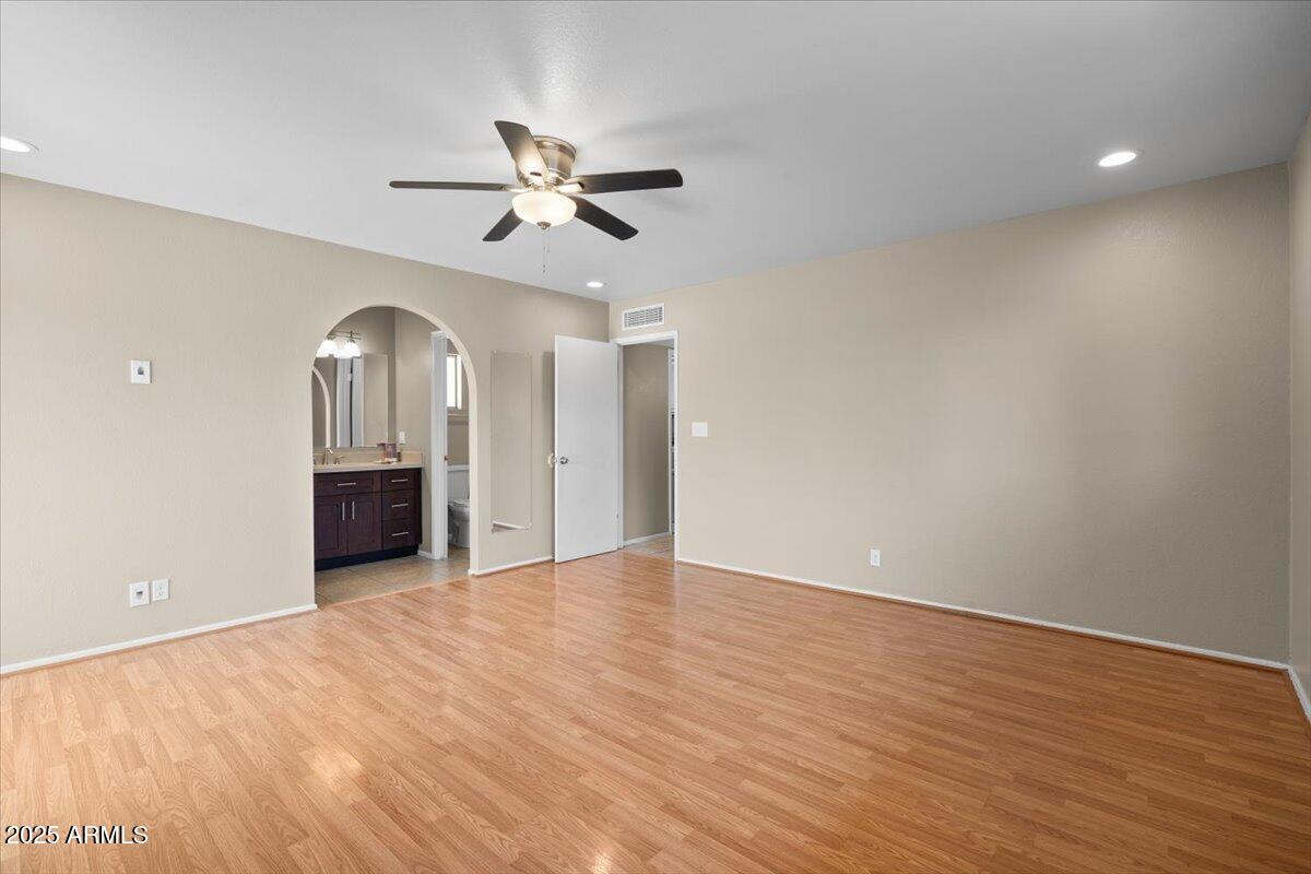 1235 W 12TH Place