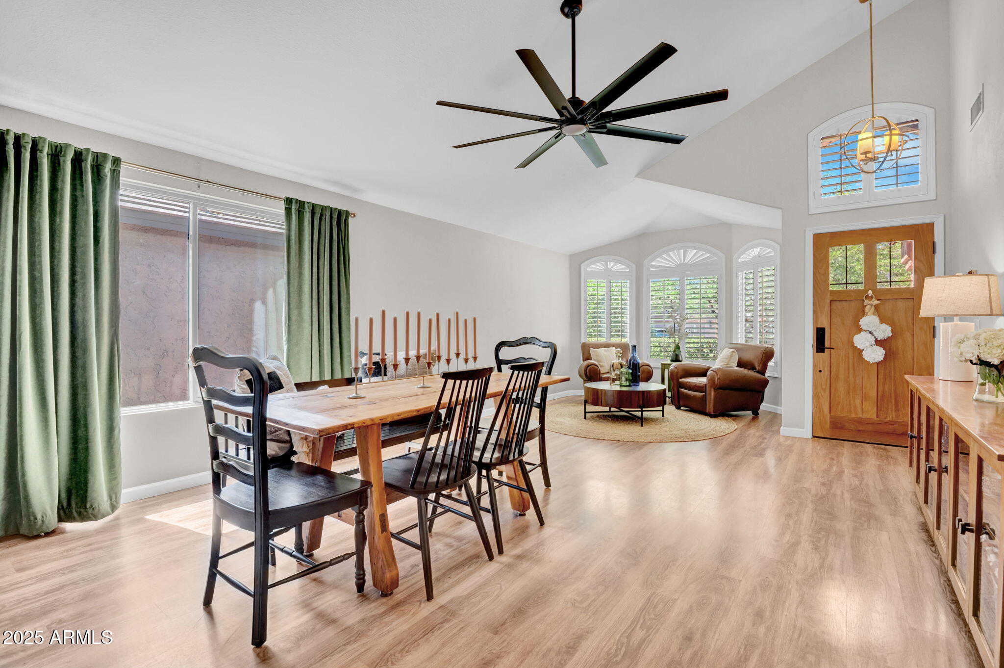 4350 E GATEWOOD Drive