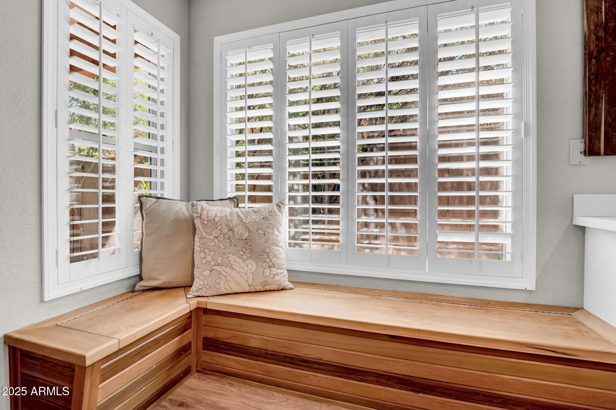 4350 E GATEWOOD Drive